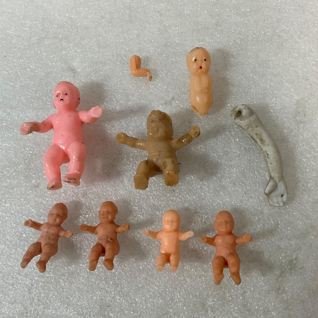 Vintage Mini Baby Dolls & Doll Parts Lot 1–2.5 in — Mixed Composition & Colors - Image 1