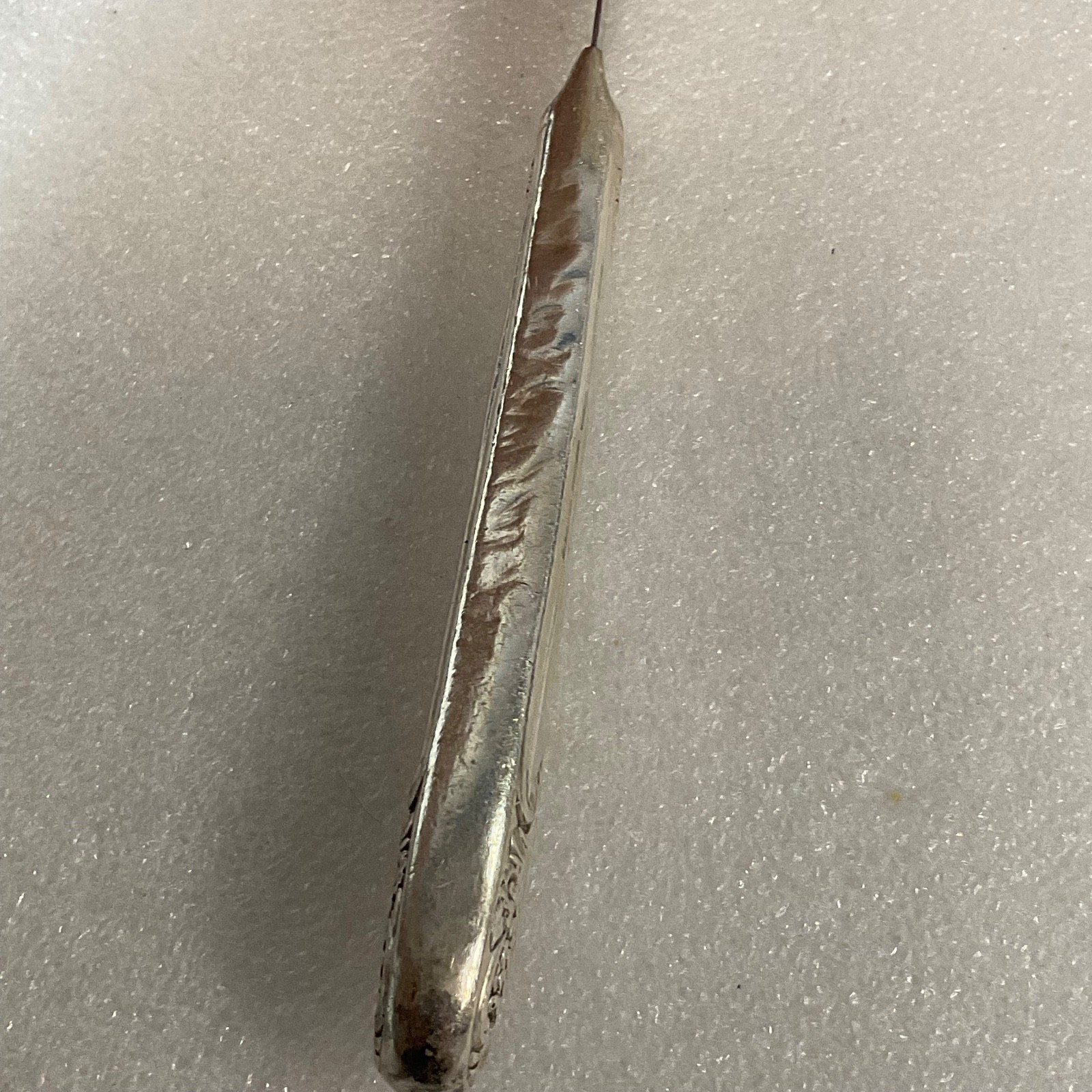 Vintage Silver Plate Dinner Knife 9.25in Floral Scroll Handle Stainless Blade - Image 8
