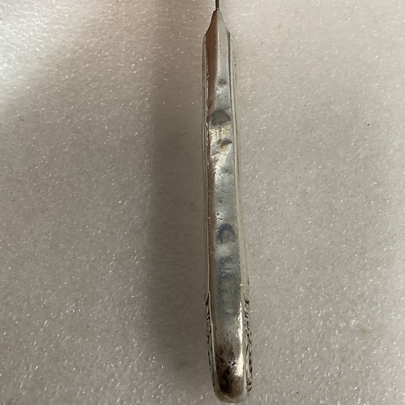 Vintage Silver Plate Dinner Knife 9.25in Floral Scroll Handle Stainless Blade - Image 10