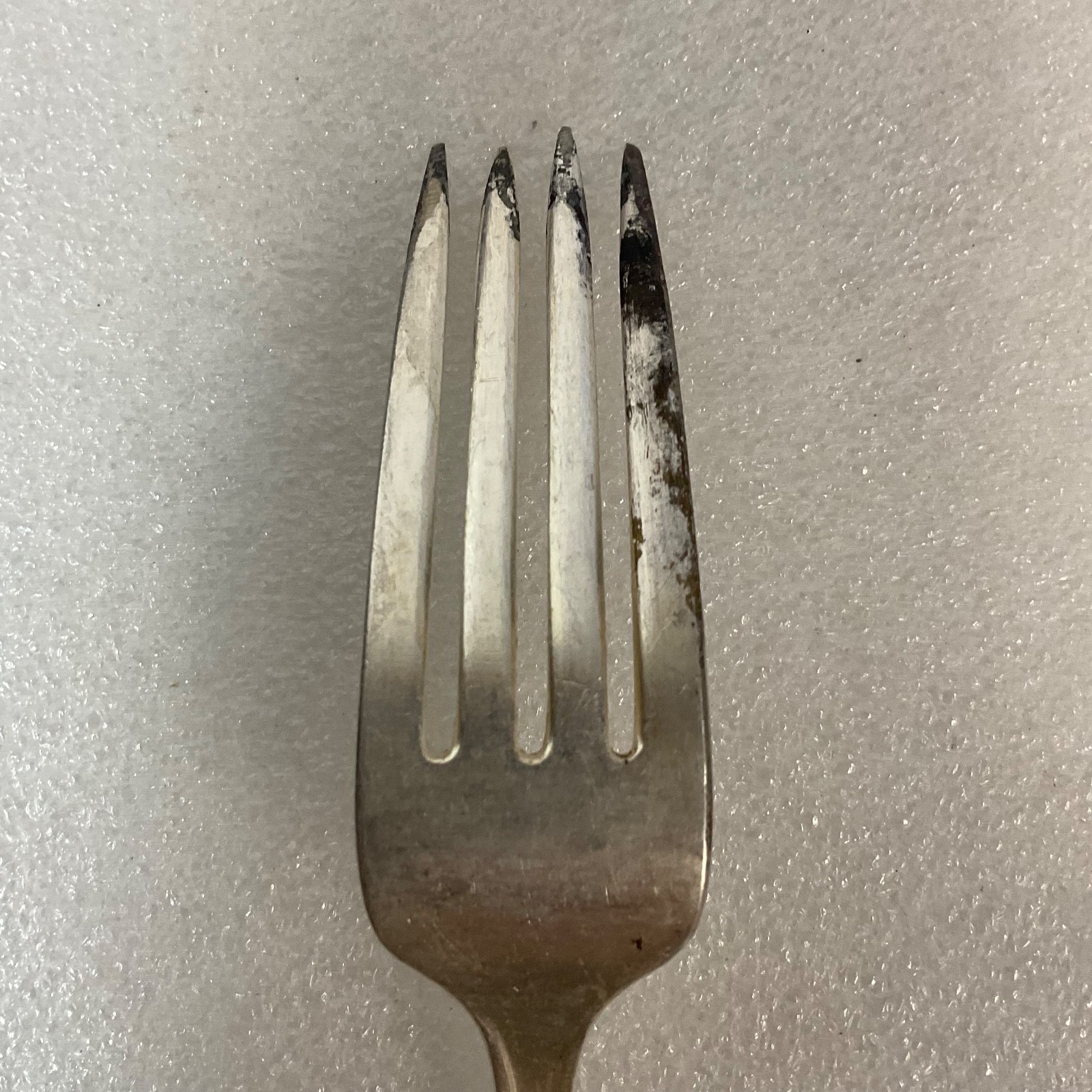 Vintage King Edward Silverplate Fork 7.5in Ornate Floral Scroll Pattern Flatware - Image 3