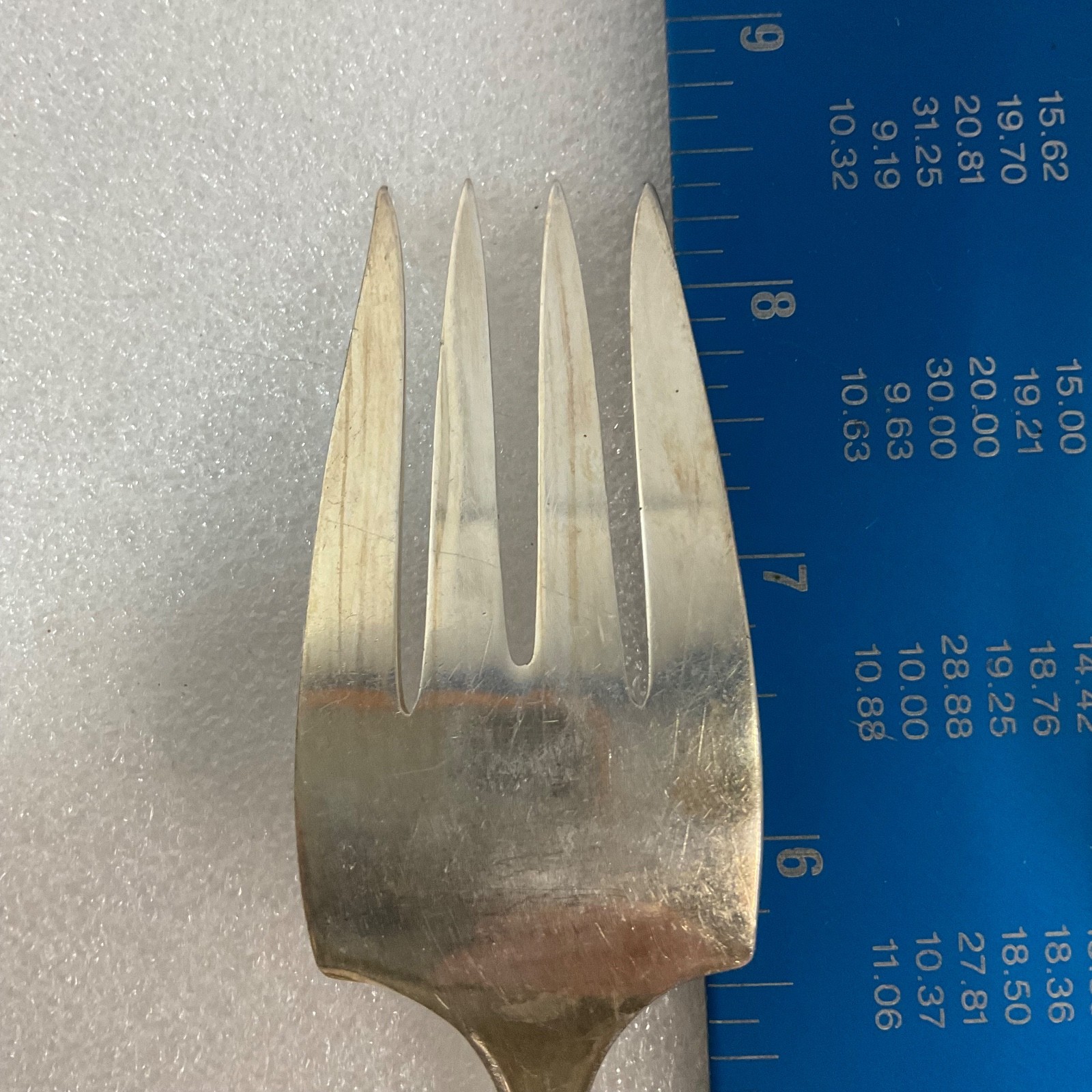 Vintage Community Silver Triple Plus Serving Fork 8.5in Silverplate Flatware - Image 4