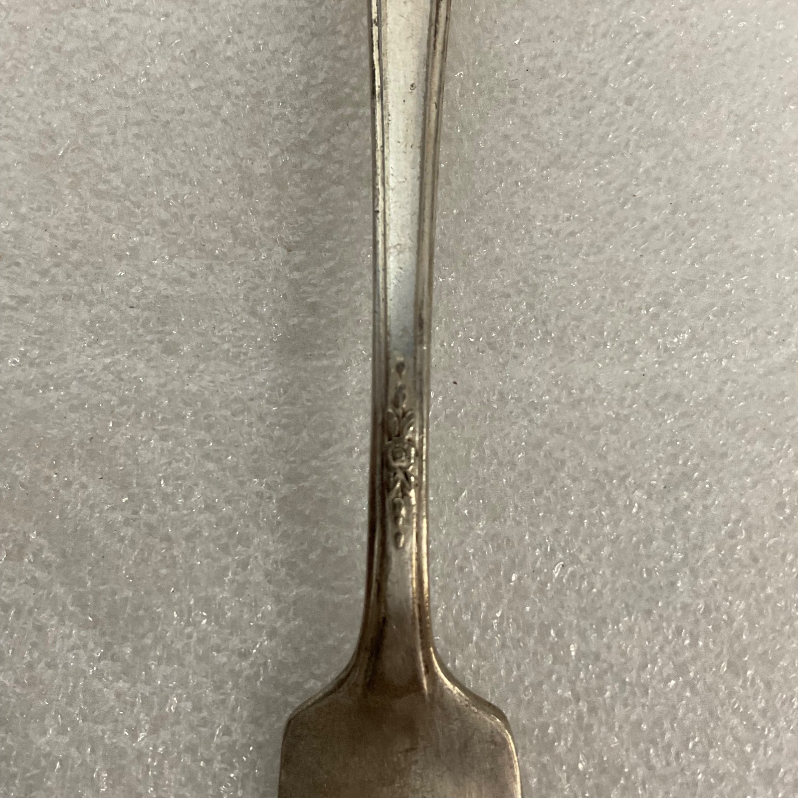 Vintage Melody Silverplate Dinner Fork 7in Floral Scroll Pattern Flatware - Image 4