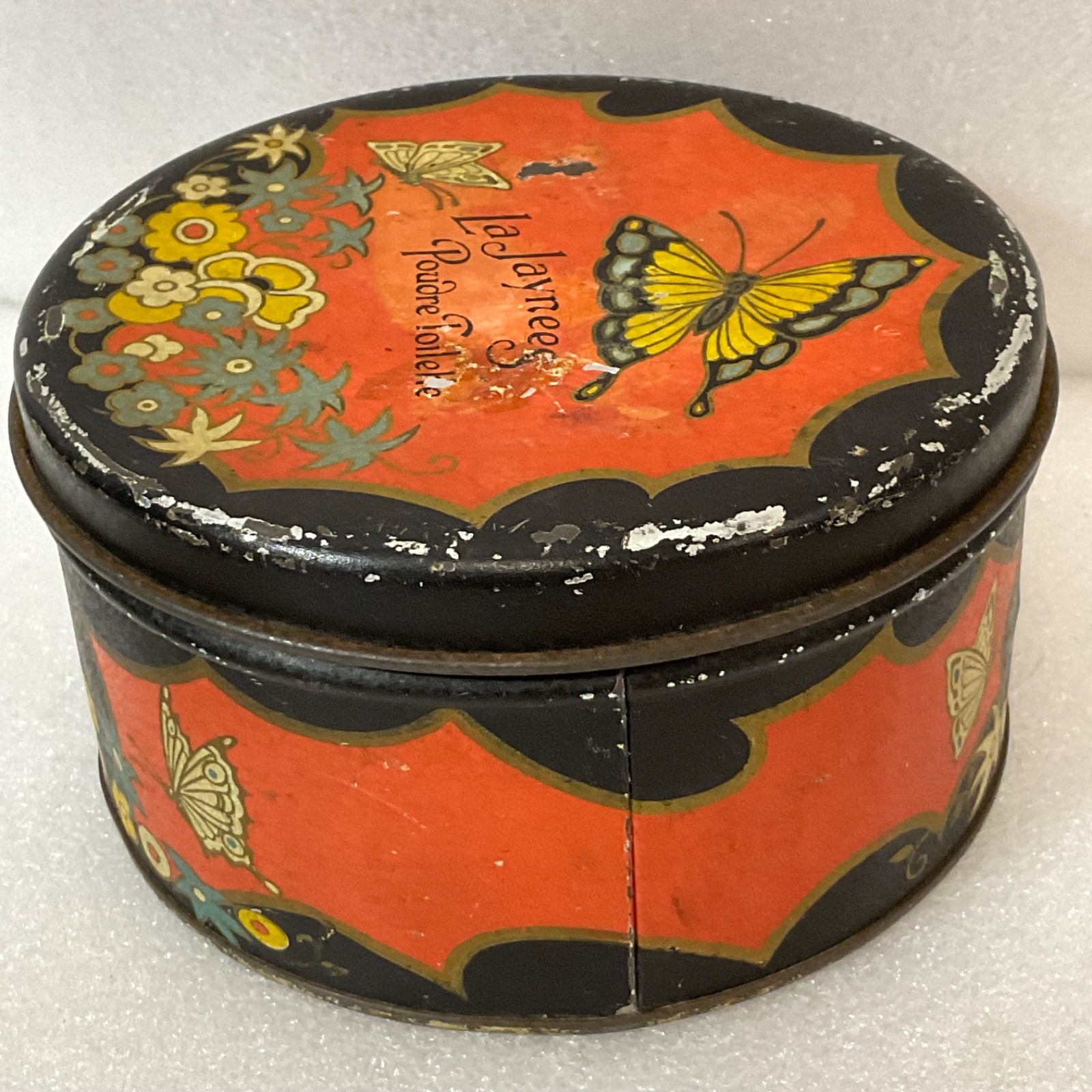Vintage Rawleigh’s La Jaynees Poudre Toilette Tin 4.75in Butterfly Floral Design - Image 2