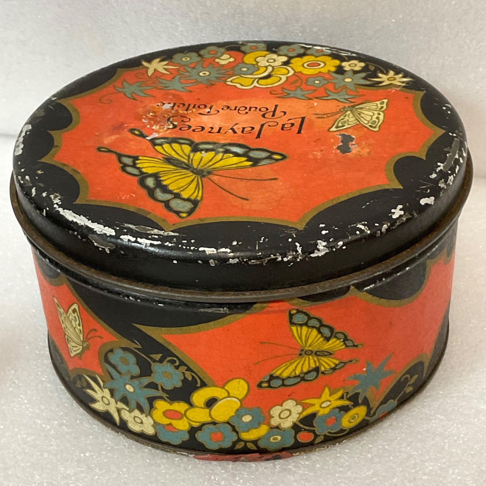 Vintage Rawleigh’s La Jaynees Poudre Toilette Tin 4.75in Butterfly Floral Design - Image 3