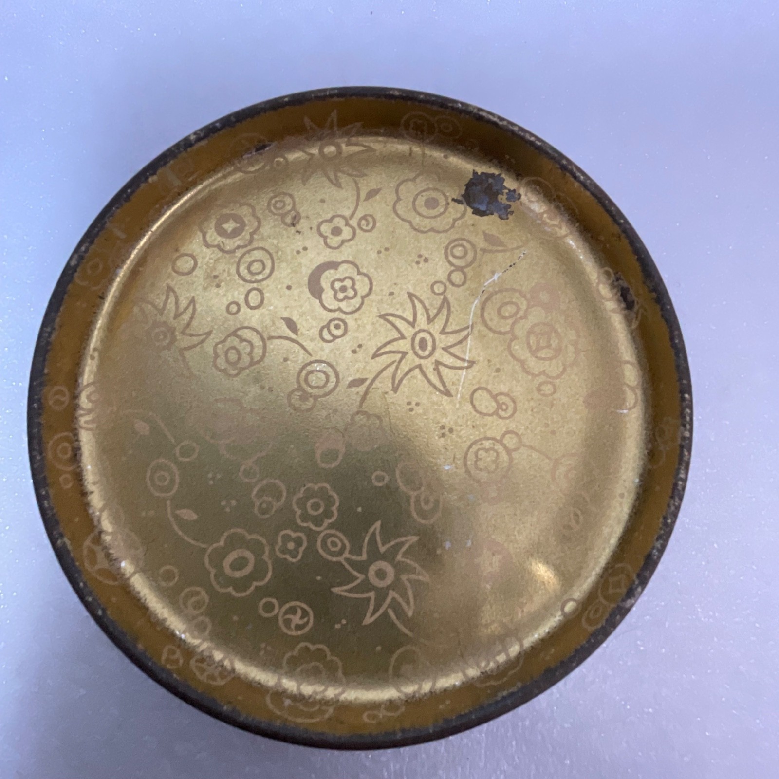 Vintage Rawleigh’s La Jaynees Poudre Toilette Tin 4.75in Butterfly Floral Design - Image 12