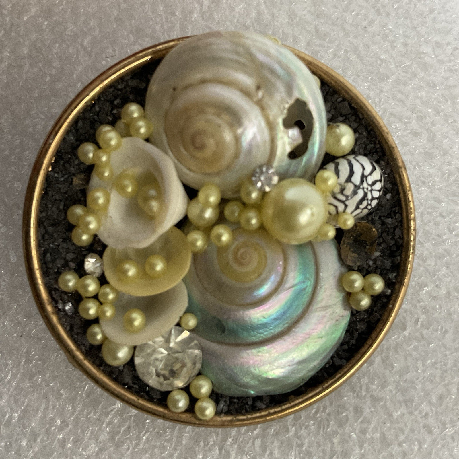 Vintage Clip On Earrings Shell Pearl Sand Design - Repair/Craft Lot - Image 3