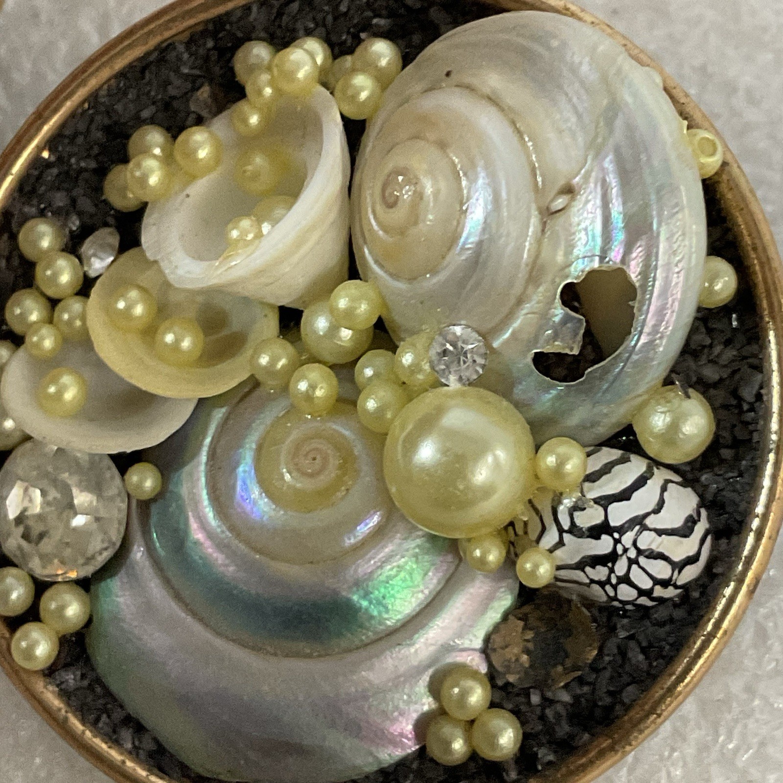 Vintage Clip On Earrings Shell Pearl Sand Design - Repair/Craft Lot - Image 12