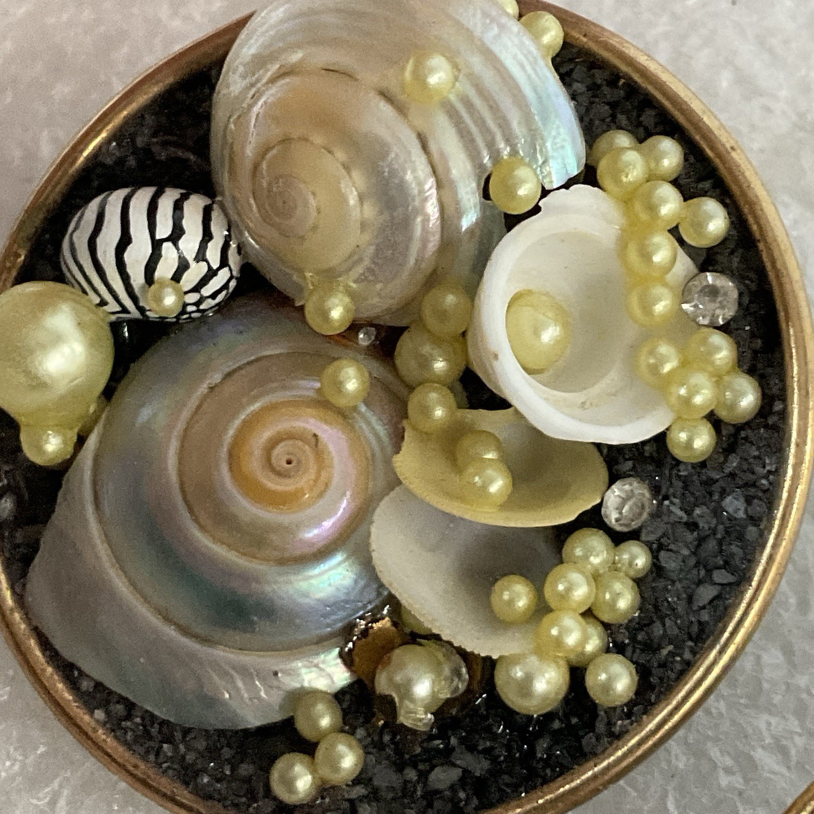 Vintage Clip On Earrings Shell Pearl Sand Design - Repair/Craft Lot - Image 13