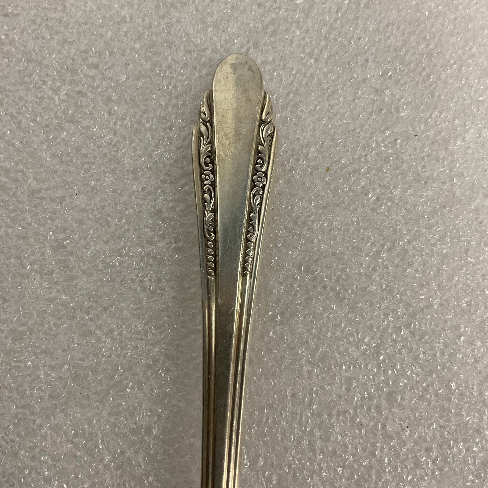 Vintage R&B A1 Manor Plate 6in Silverplate 3 Prong Fork Floral Handle Design - Image 5