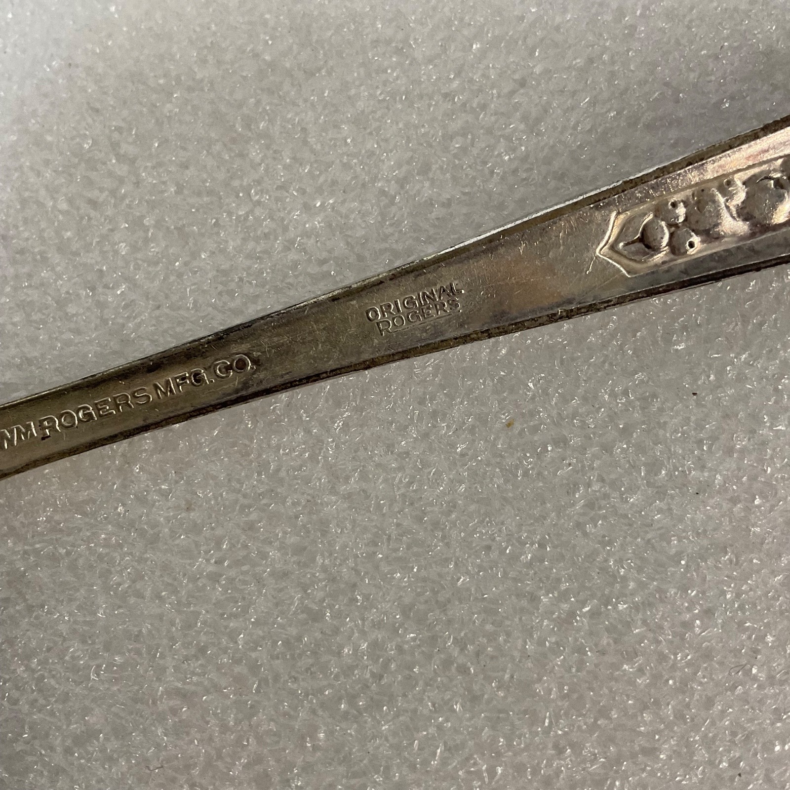 Vintage Wm Rogers Mfg Co Silverplate Spoon 6in Floral Pattern Antique Flatware - Image 8