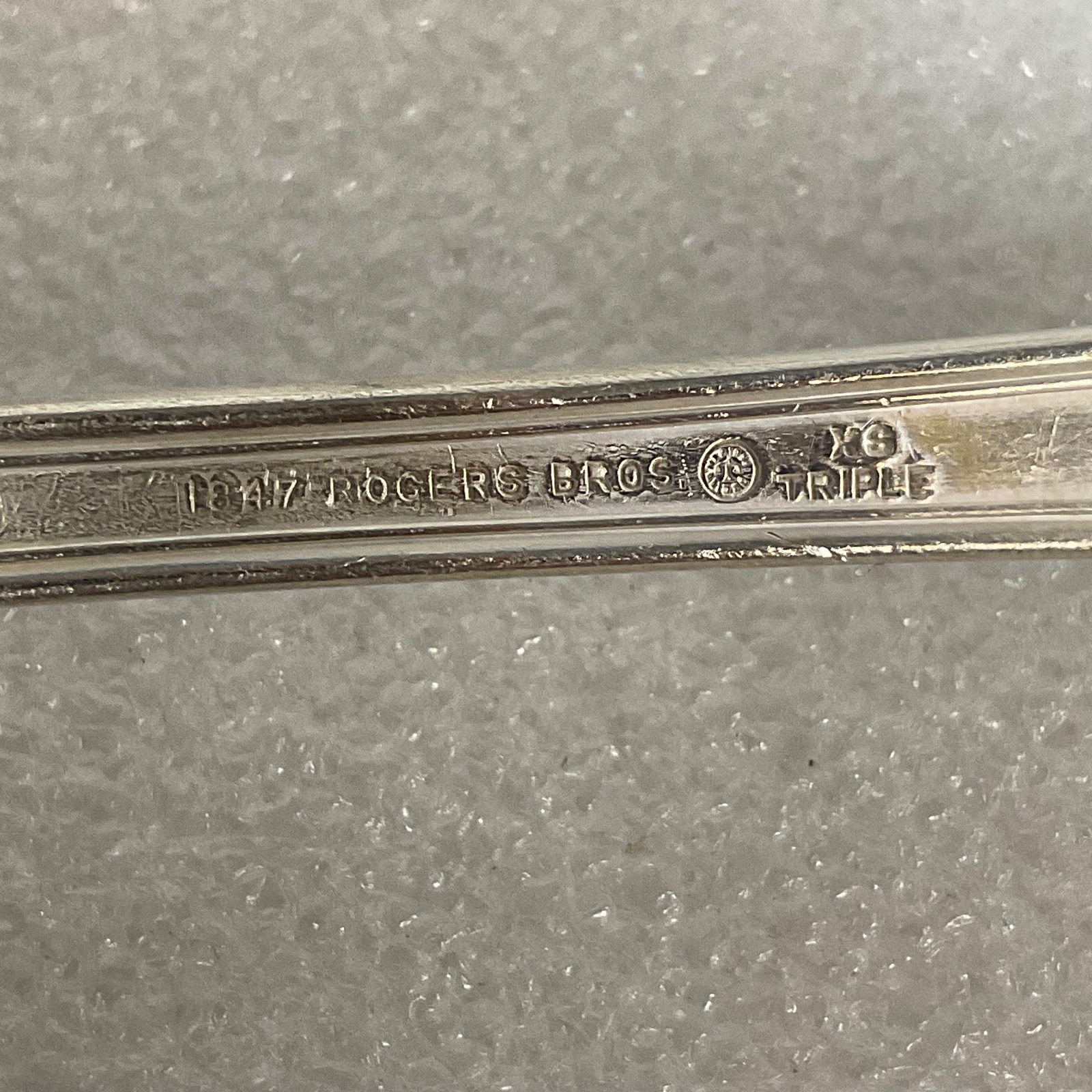 Vintage 1847 Rogers Bros XG Triple Silverplate Spoon 6in Classic Flatware - Image 3