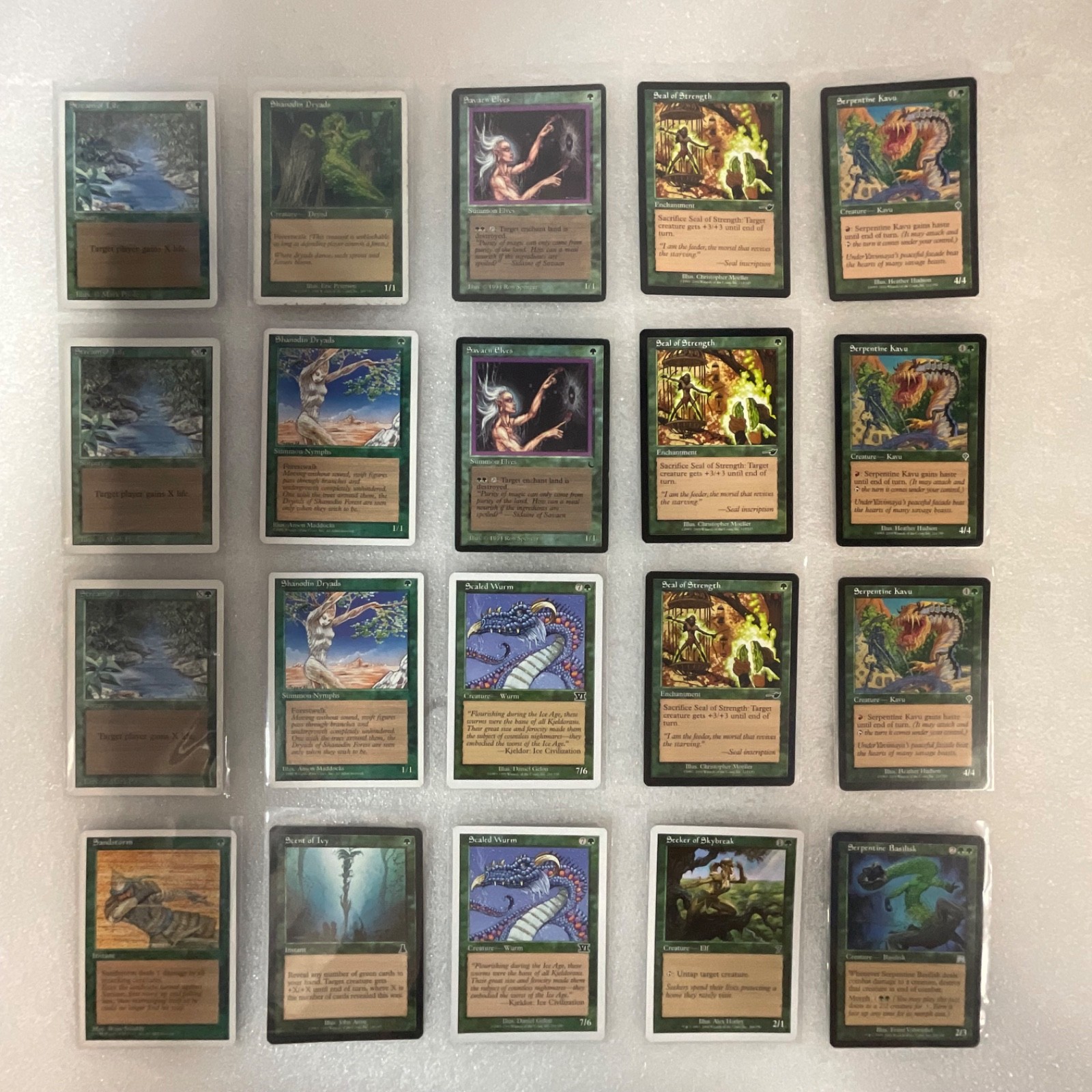 Magic the Gathering MTG 20 Card Green Lot Serpentine Kavu Seal Strength - Image 1