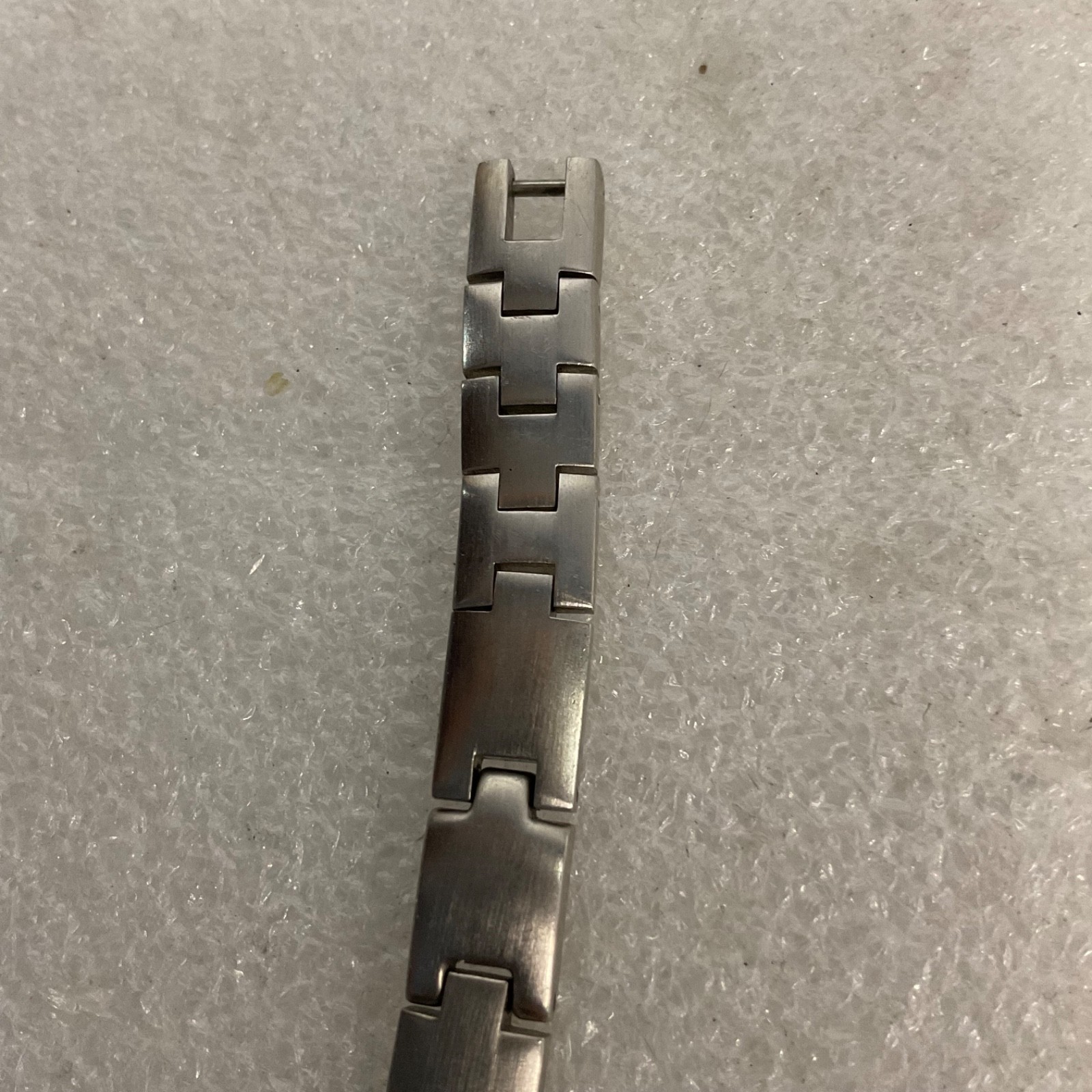 Stainless Steel Magnetic Therapy Bracelet 7" Pain Relief Health Wellness - Image 2