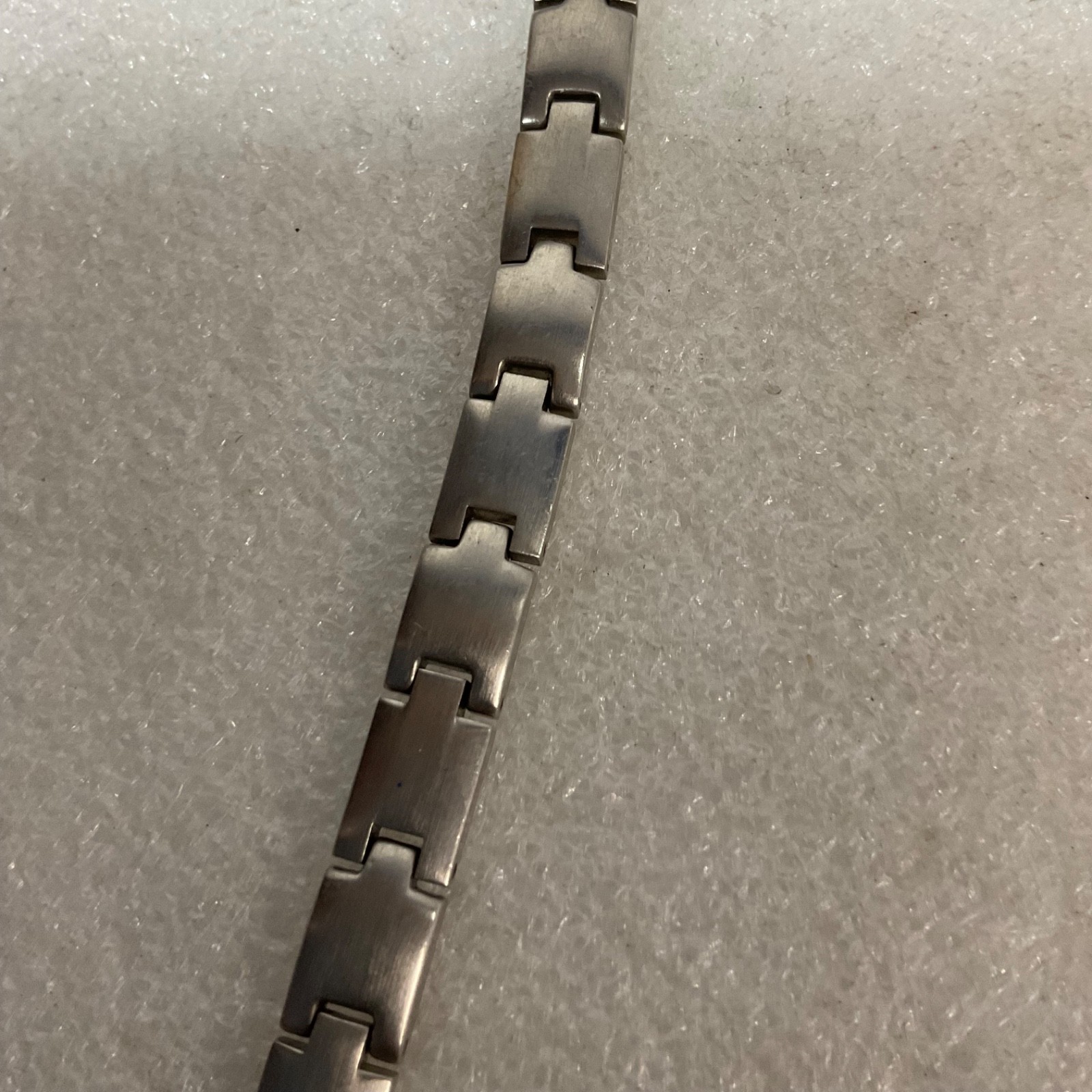 Stainless Steel Magnetic Therapy Bracelet 7" Pain Relief Health Wellness - Image 3