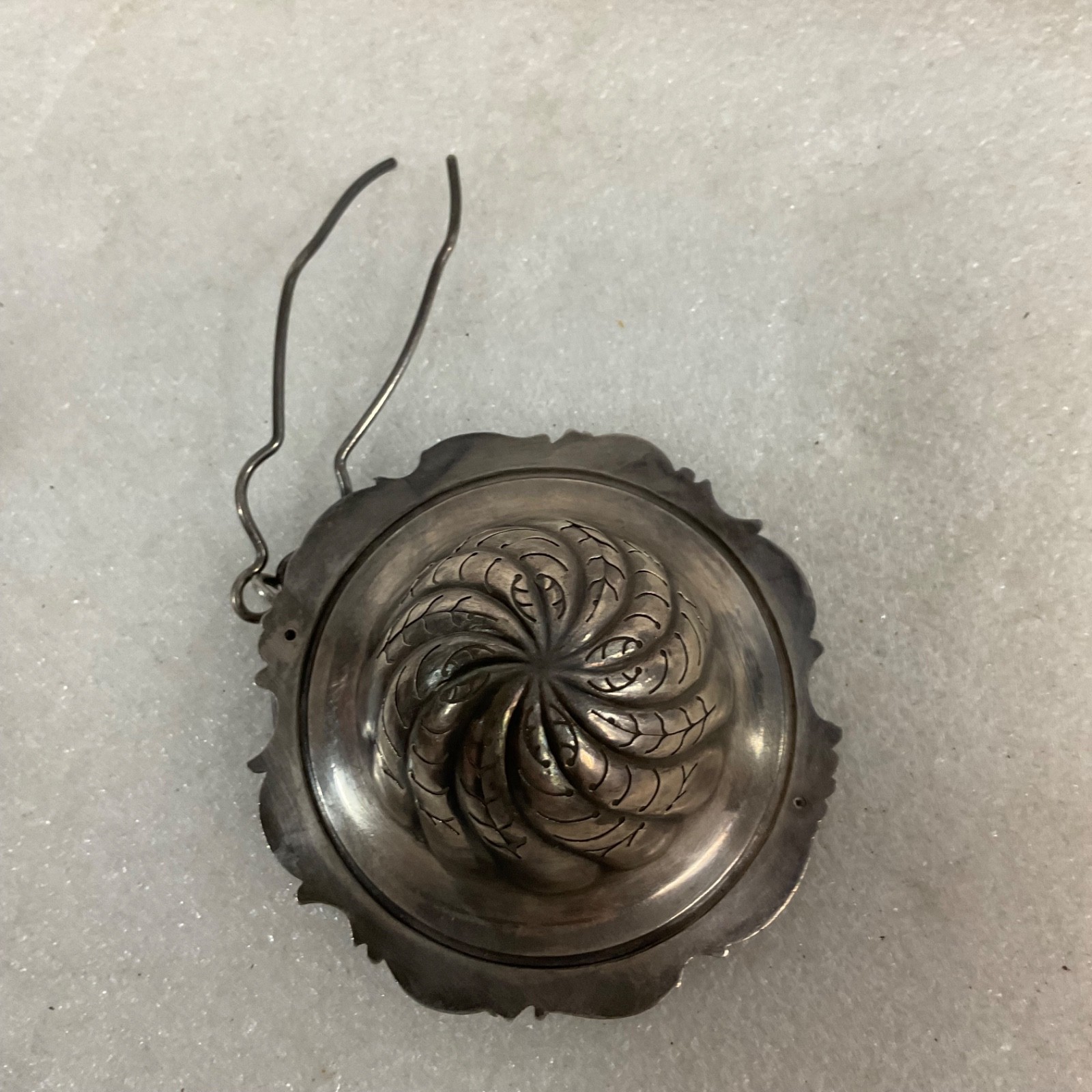 Ornate Silver Tea Strainer Basket with Wire Clip 3 in 32.13g - Image 3