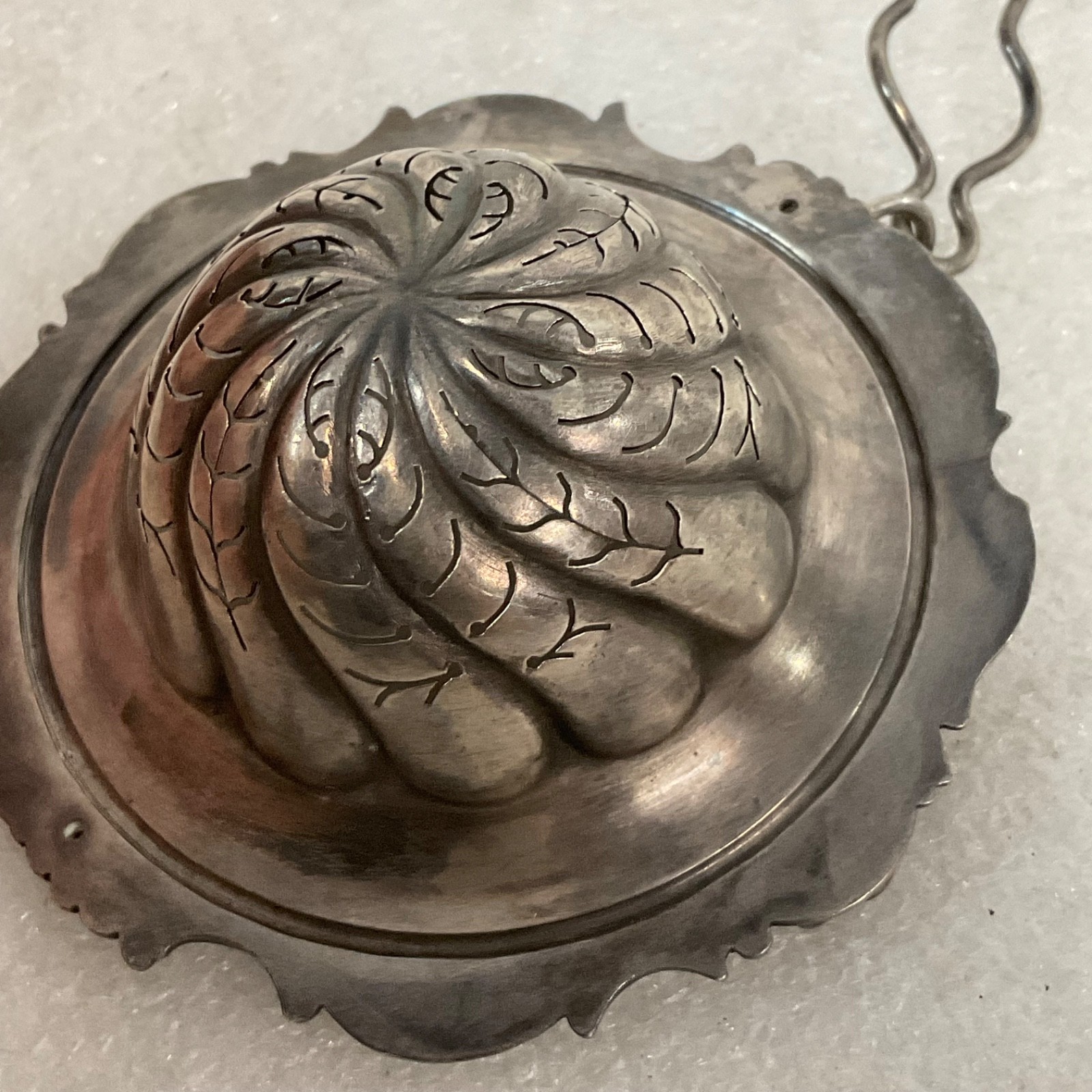 Ornate Silver Tea Strainer Basket with Wire Clip 3 in 32.13g - Image 6