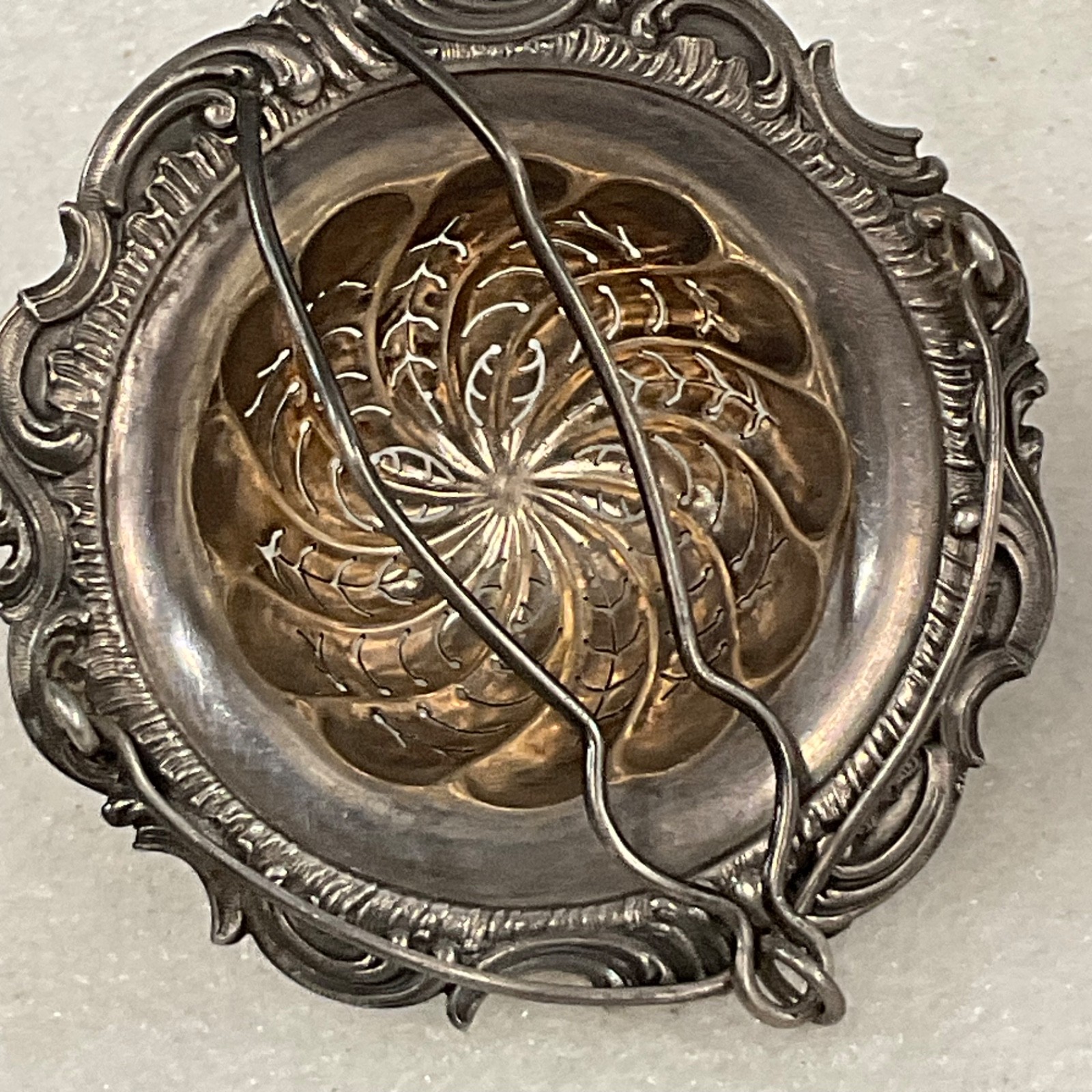 Ornate Silver Tea Strainer Basket with Wire Clip 3 in 32.13g - Image 10