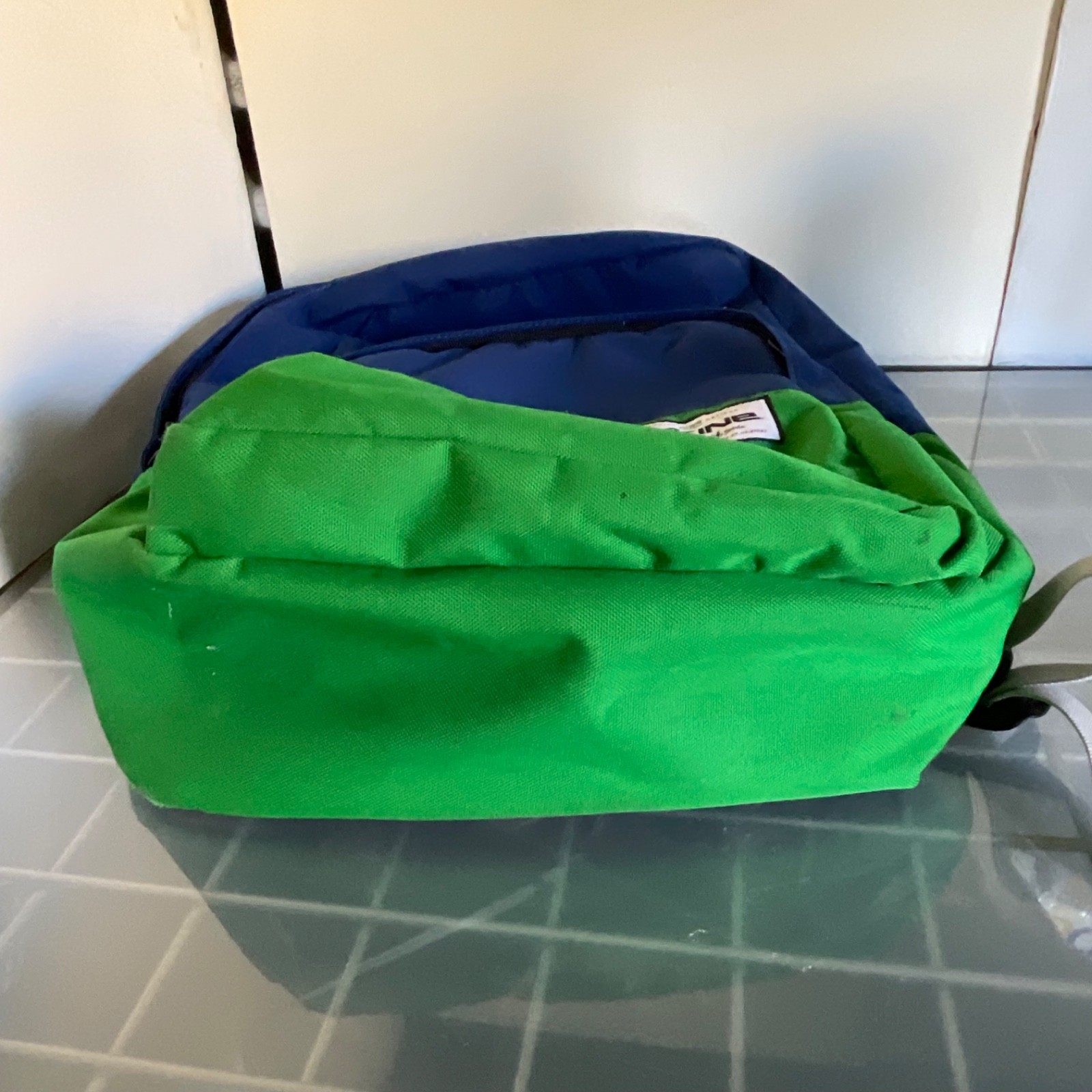 Dakine Backpack Blue Green Gray 17 in Padded Straps Front Pocket - Image 5