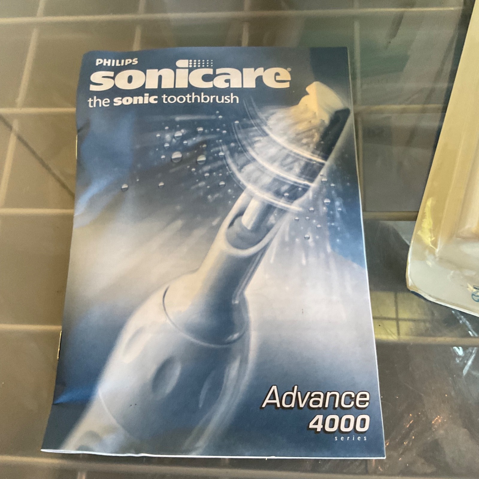 Philips Sonicare Advance 4100 HX4101 Toothbrush Unused Damaged Box - Image 7