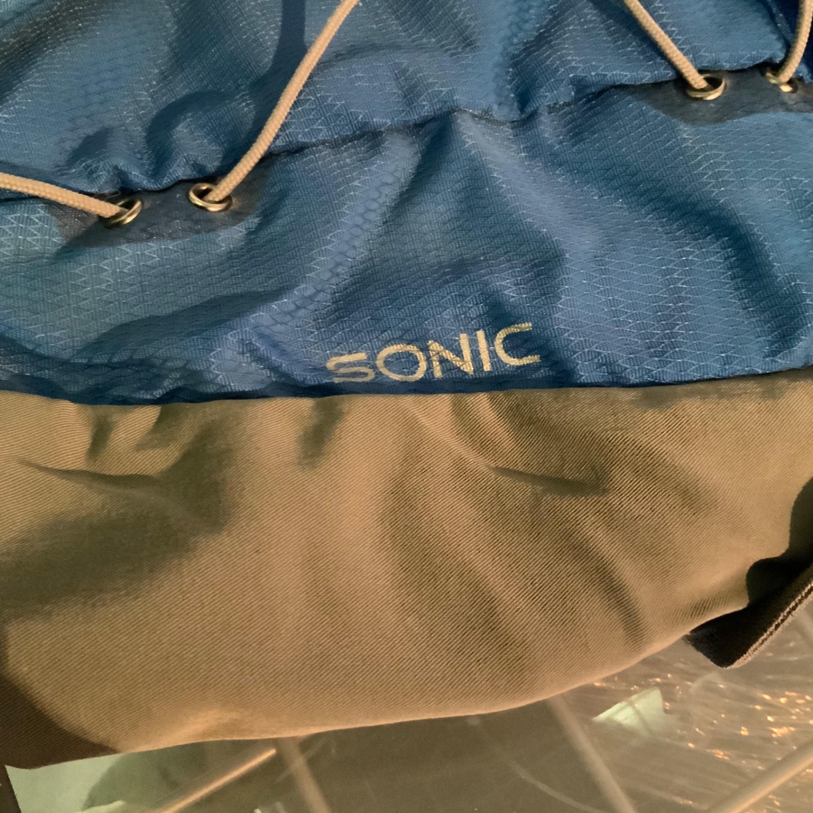 Black Diamond Sonic Hiking Backpack Blue Gray Padded Hip Belt Bungee - Image 12