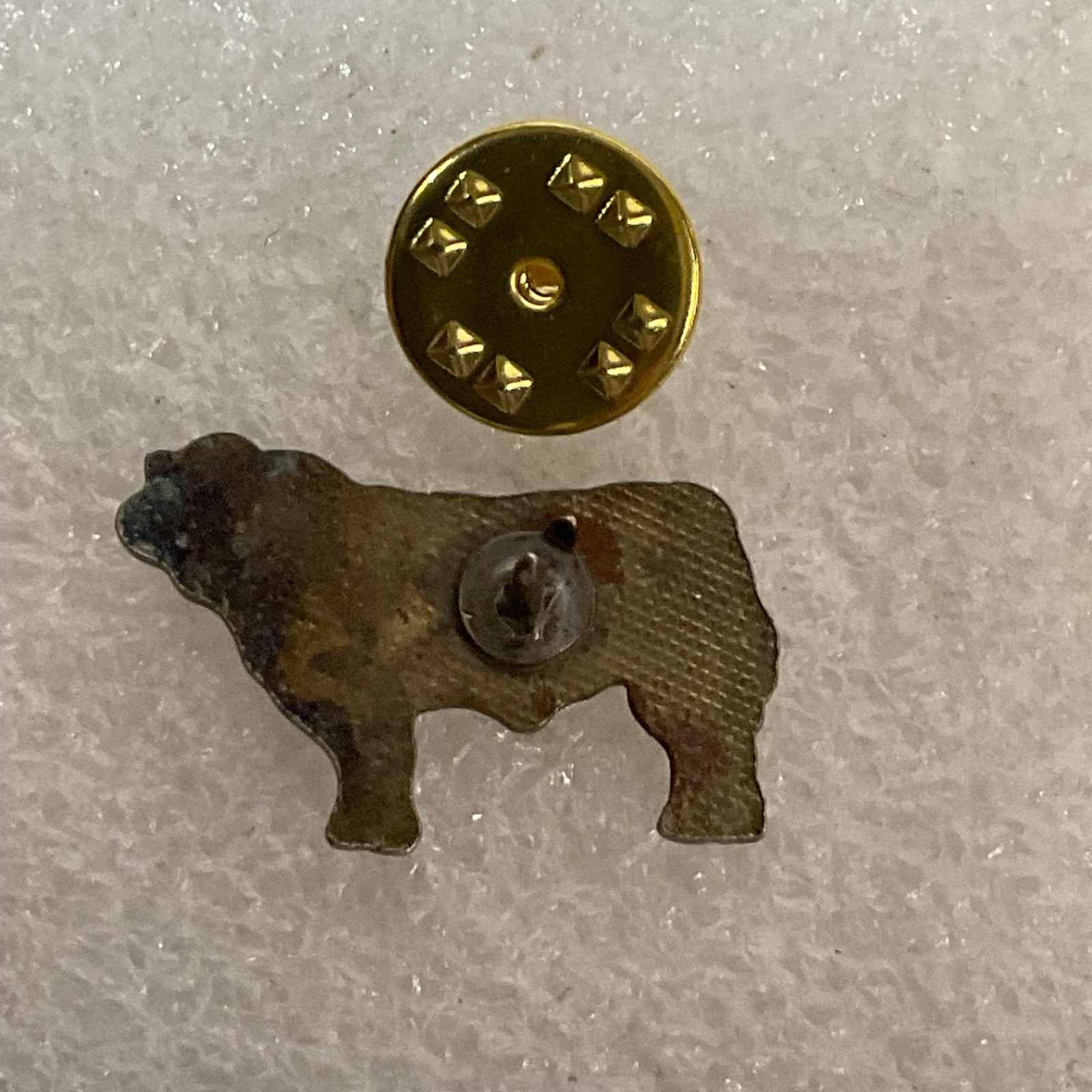 Vintage Golden Brown Cow Lapel Pin 1in Enamel Metal Farm Animal Collectible - Image 4