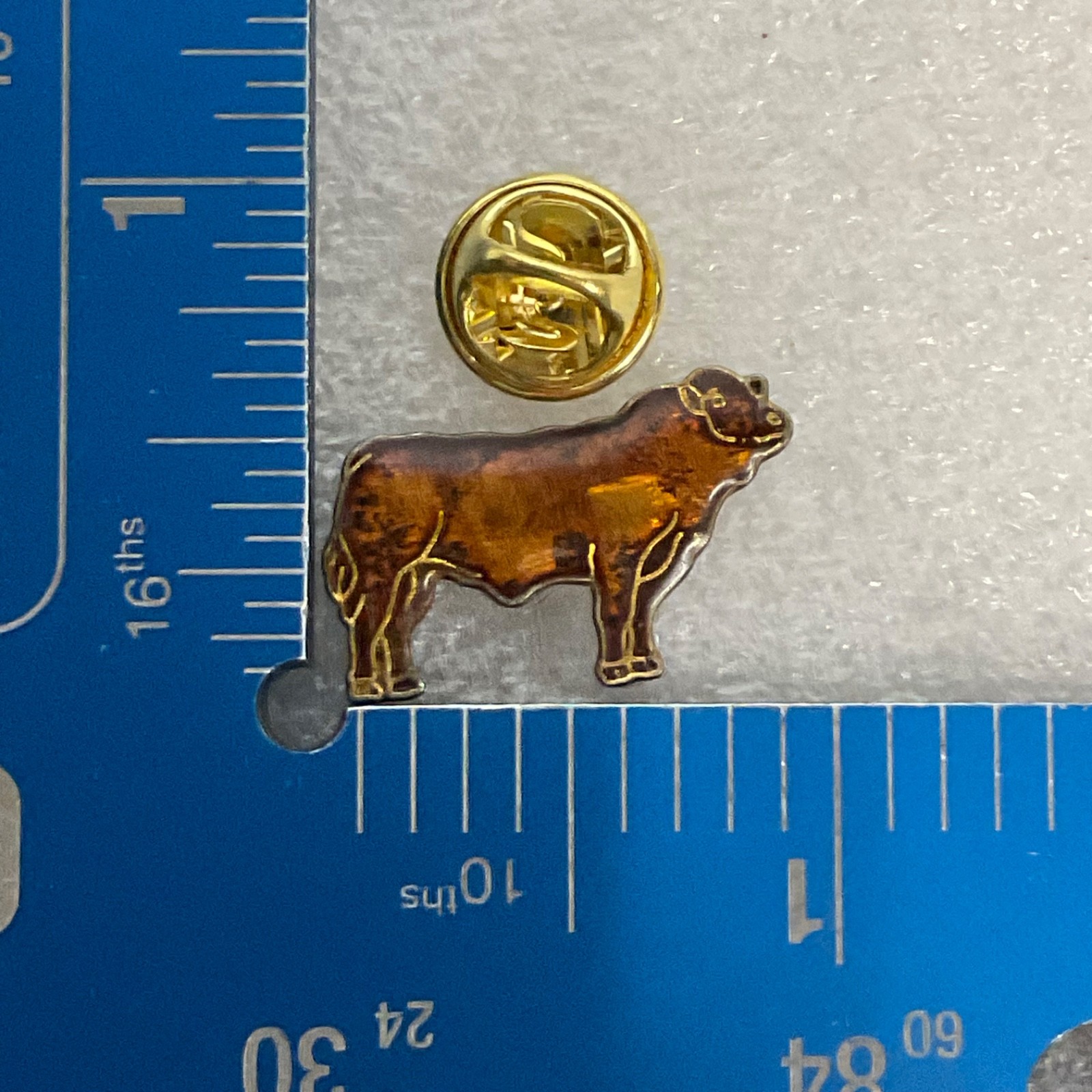 Vintage Golden Brown Cow Lapel Pin 1in Enamel Metal Farm Animal Collectible - Image 3