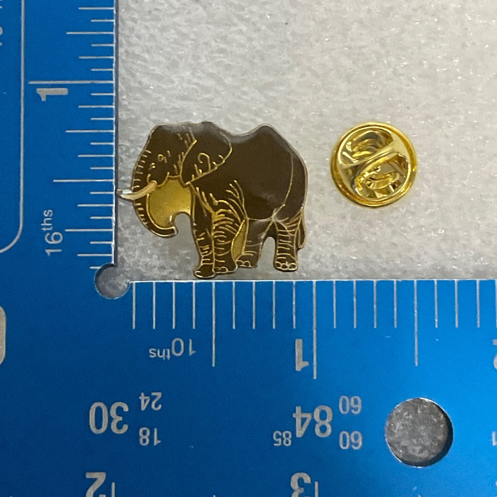 Vintage Elephant Pin Brown & Gold Tone Enamel 1in Animal Lapel Brooch - Image 3