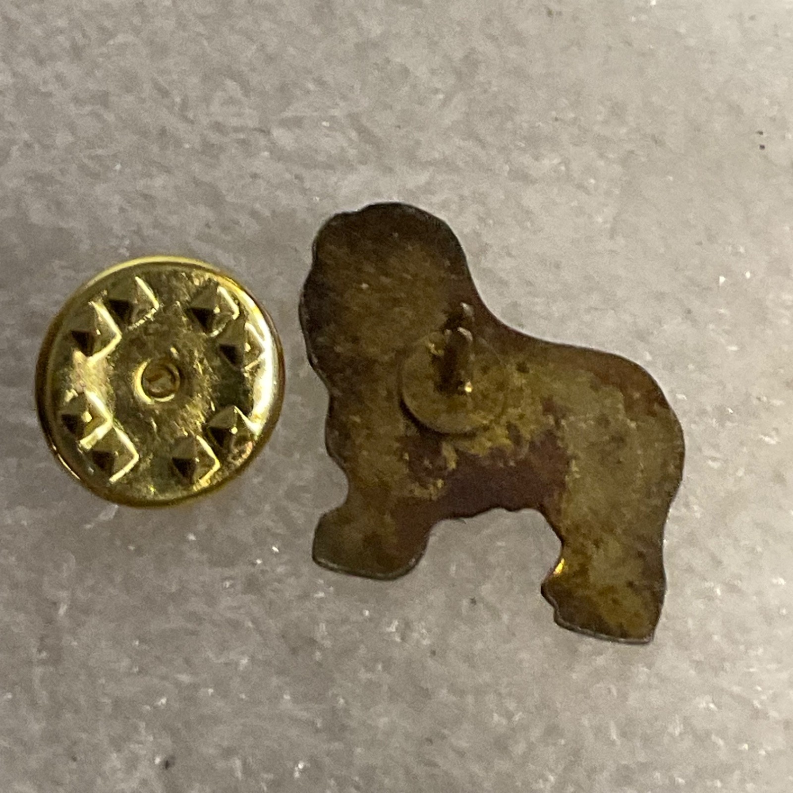 Vintage Shetland Sheepdog Lapel Pin Green Gold Tone Enamel Dog 0.75in - Image 4