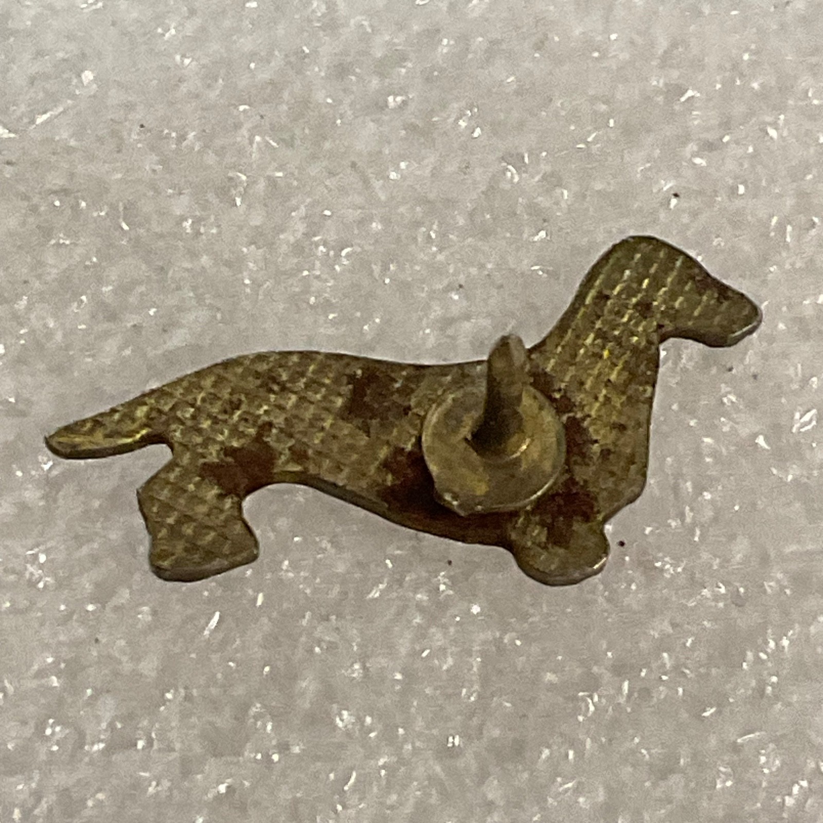Vintage Dachshund Dog Lapel Pin Brown Enamel Gold Tone 0.75in Cute Weiner Dog - Image 2