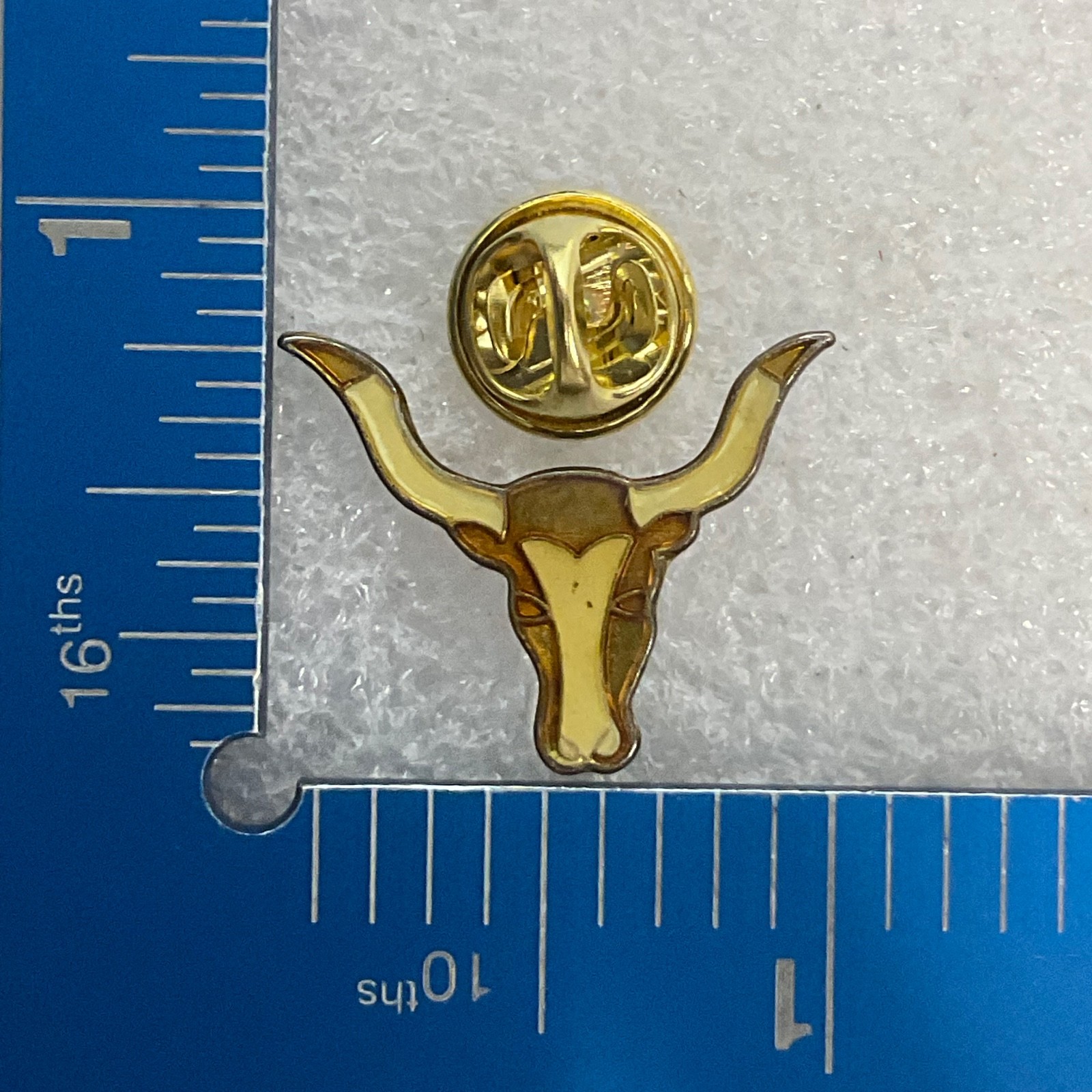 Vintage Longhorn Bull Head Pin Gold Tone Enamel 1in Western Lapel Tie Tack 9.25g - Image 3