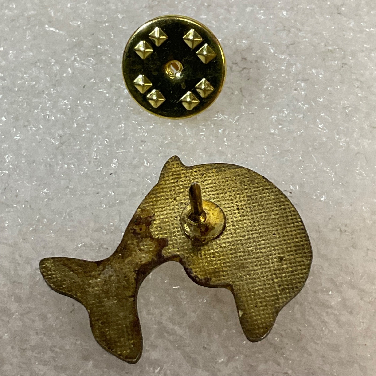 Vintage Dolphin Enamel Pin Gold Tone Black Accent 1in Lapel Brooch Animal - Image 4