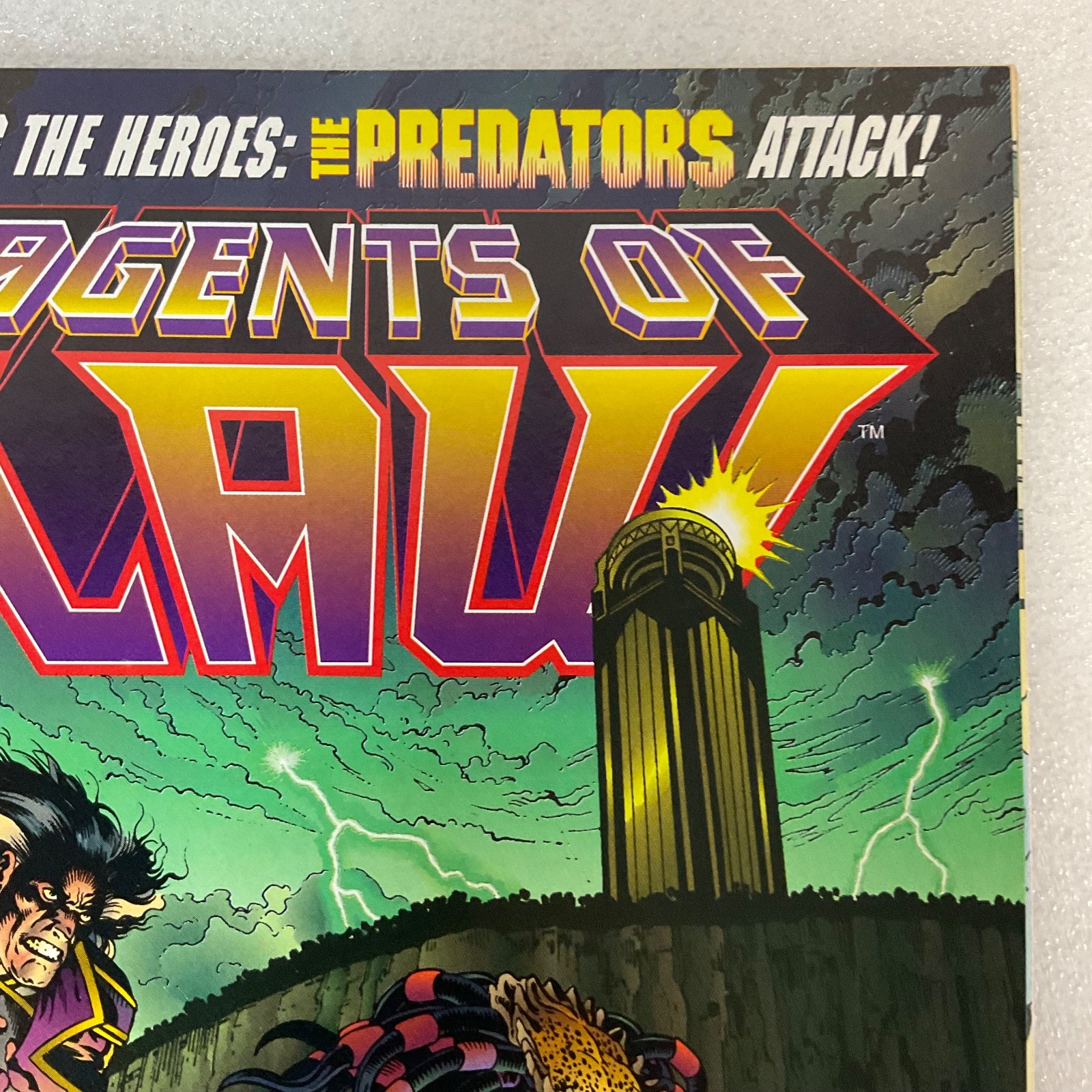 Agents of LAW #6 1995 Dark Horse Comic Predator Crossover - Image 6