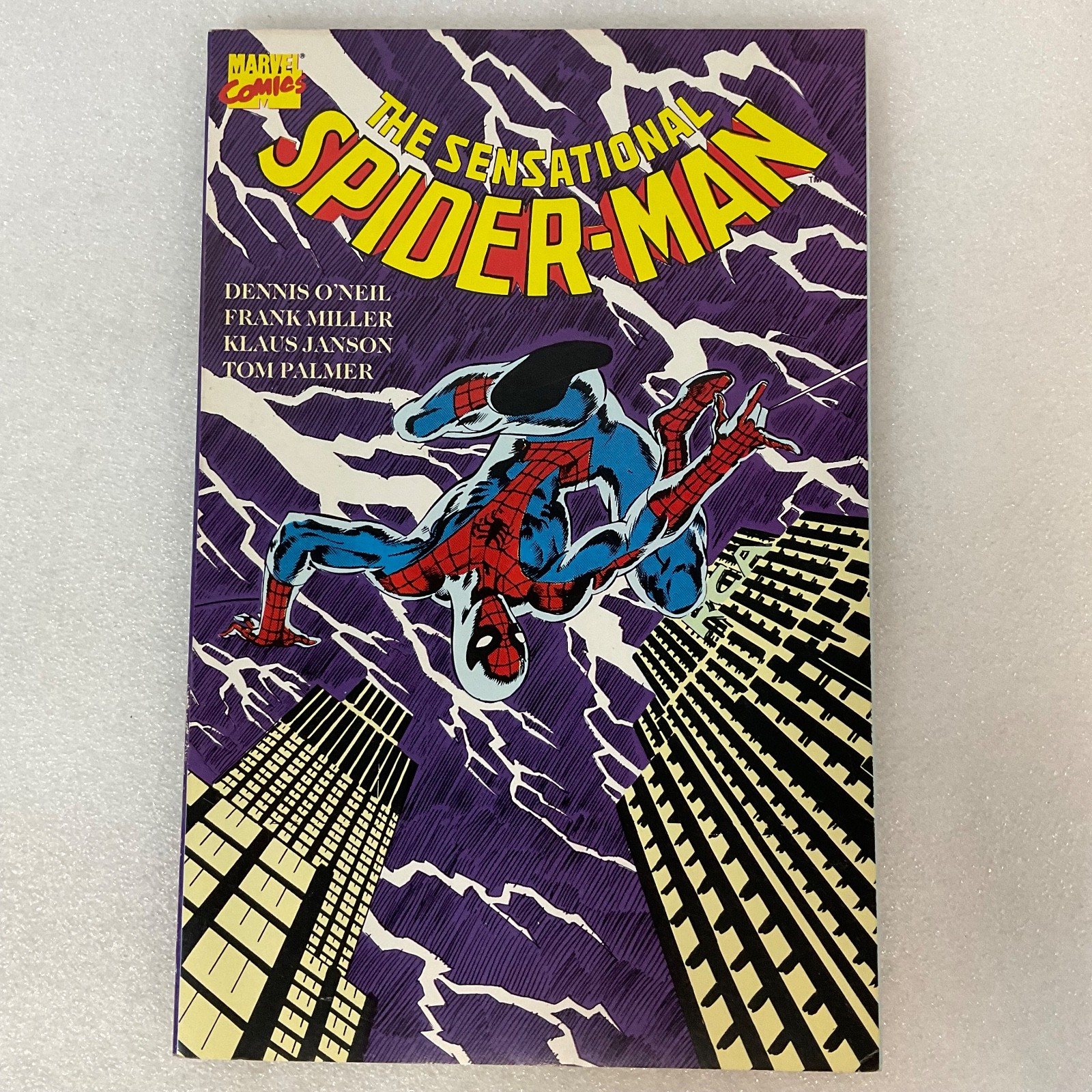 1988 The Sensational Spider-Man Comic Book Marvel TPB Punisher Dr Strange - Image 1