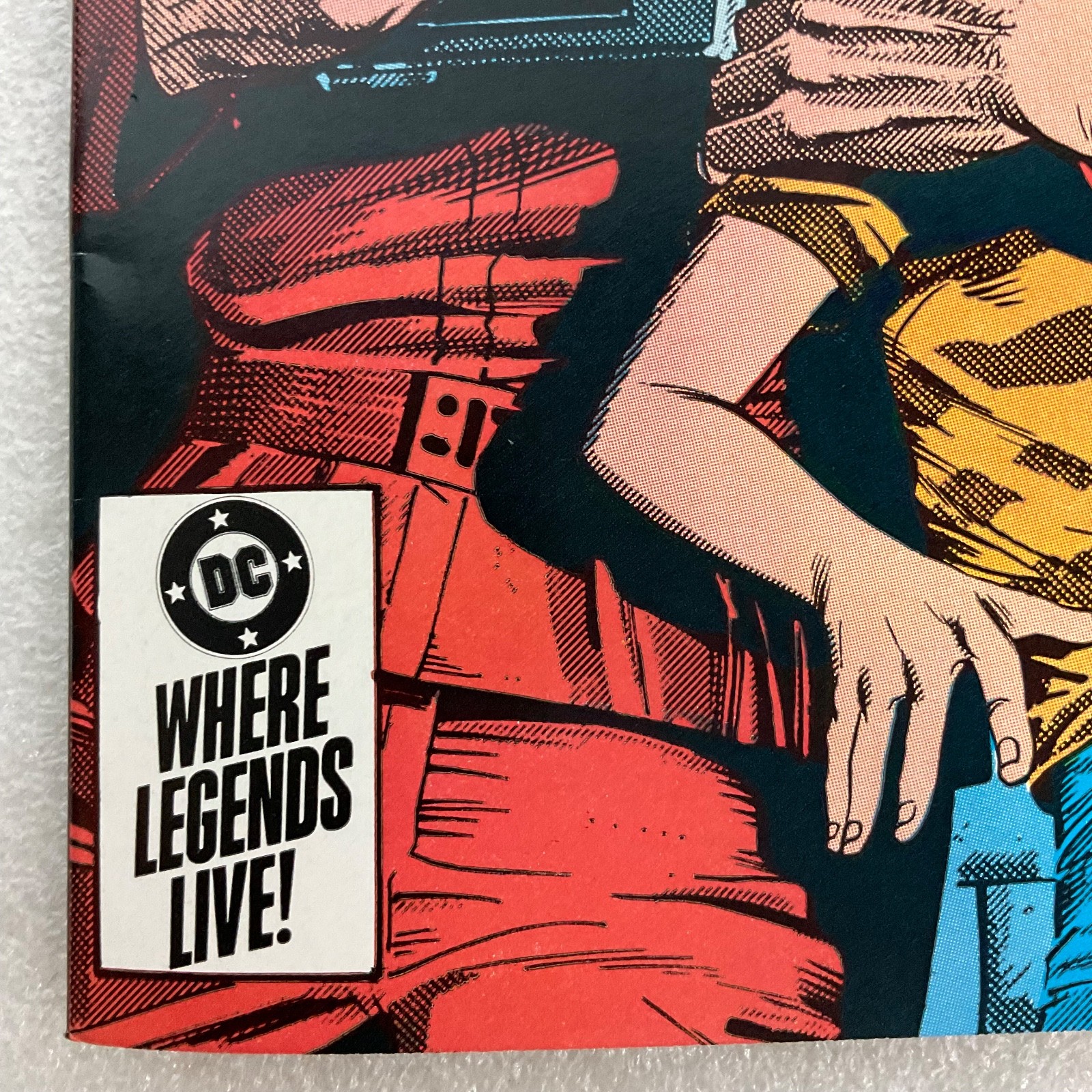 V DC Comic Book #2 1985 The Visitors Are Your Friends Sci-Fi Series - Image 9