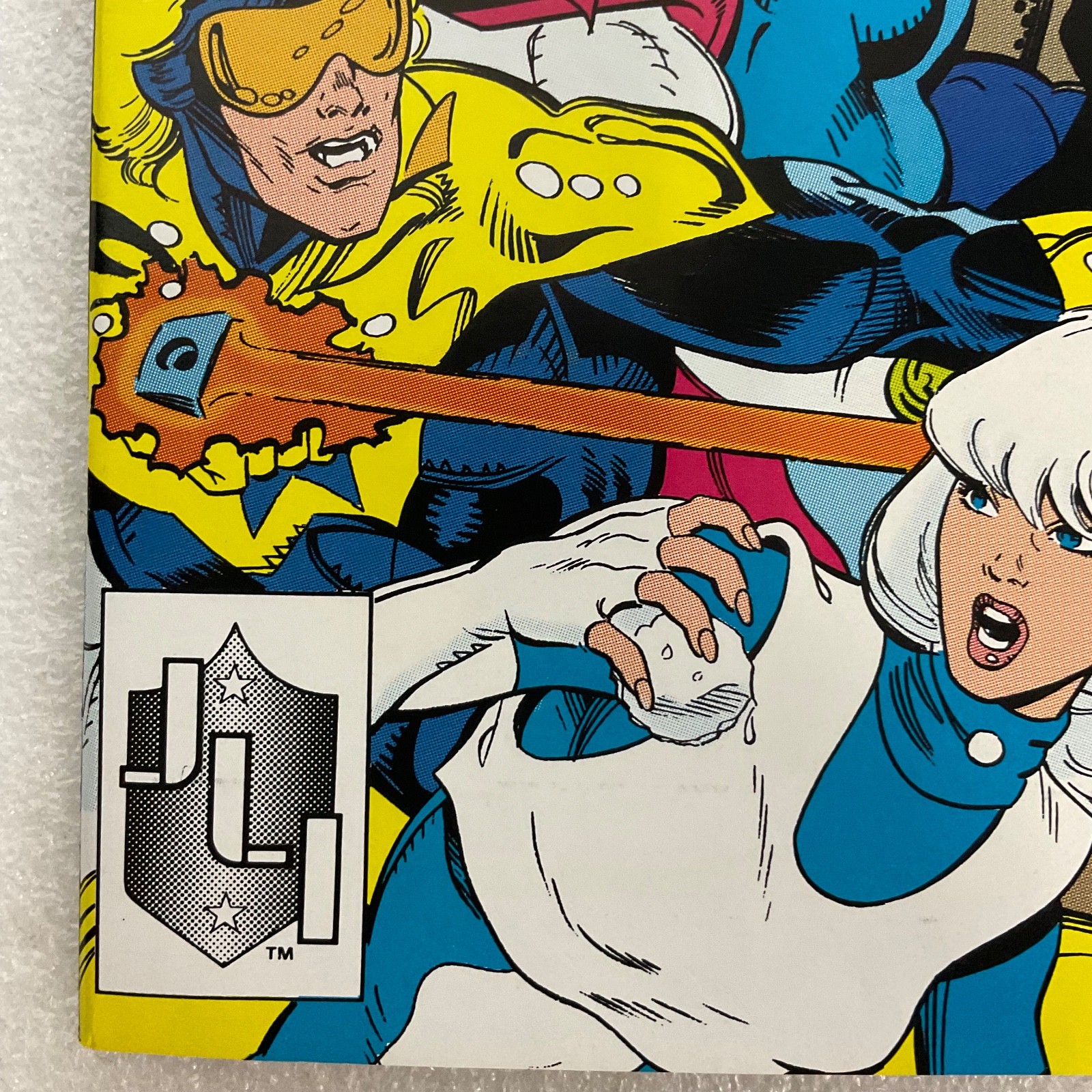 Justice League America #65 1992 DC Comic Starbreaker Battle Issue - Image 8