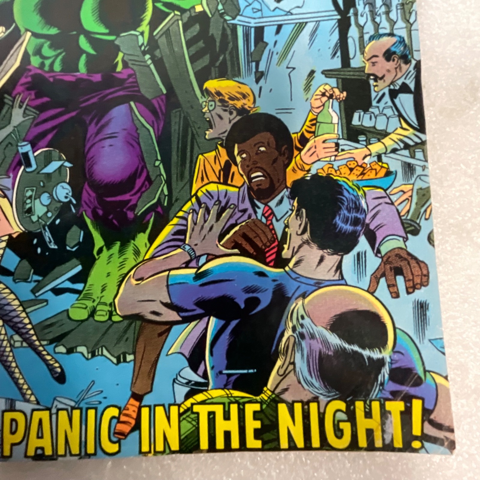 The Incredible Hulk #231 Jan 1978 Marvel Comic Panic in the Night - Image 8