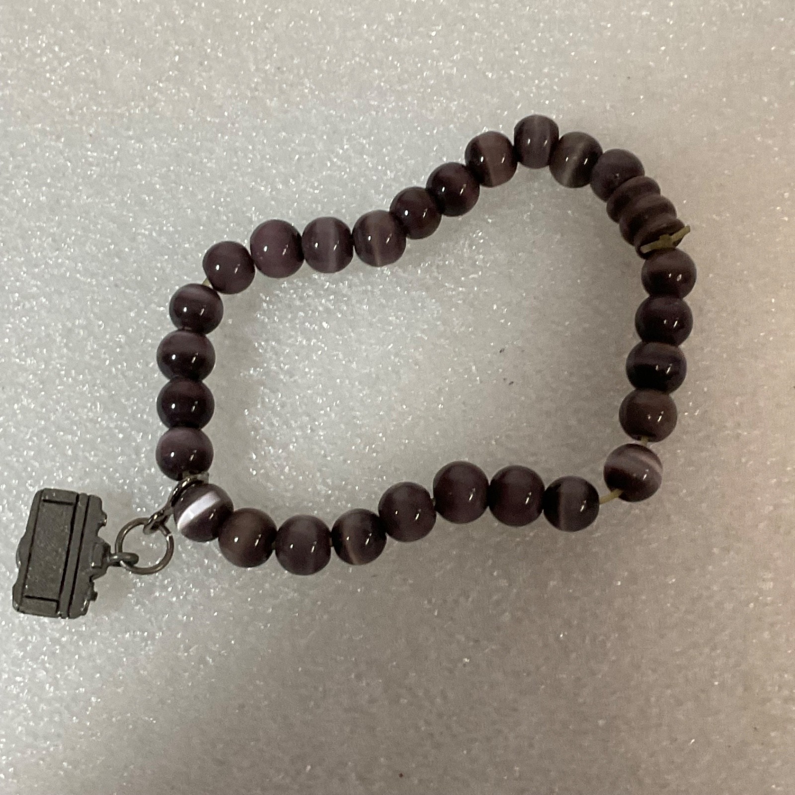 Purple Stone Bead Bracelet with Vintage Camera Charm – 7" Stretch Jewelry - Image 7