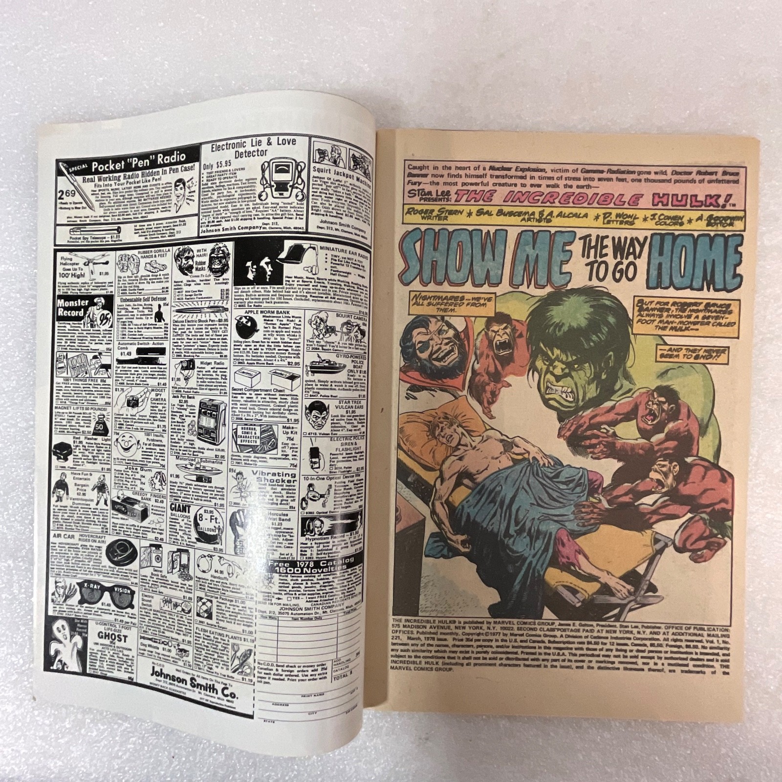 The Incredible Hulk #221 Mar 1978 Marvel Comic Book Stingray Cover - Image 3