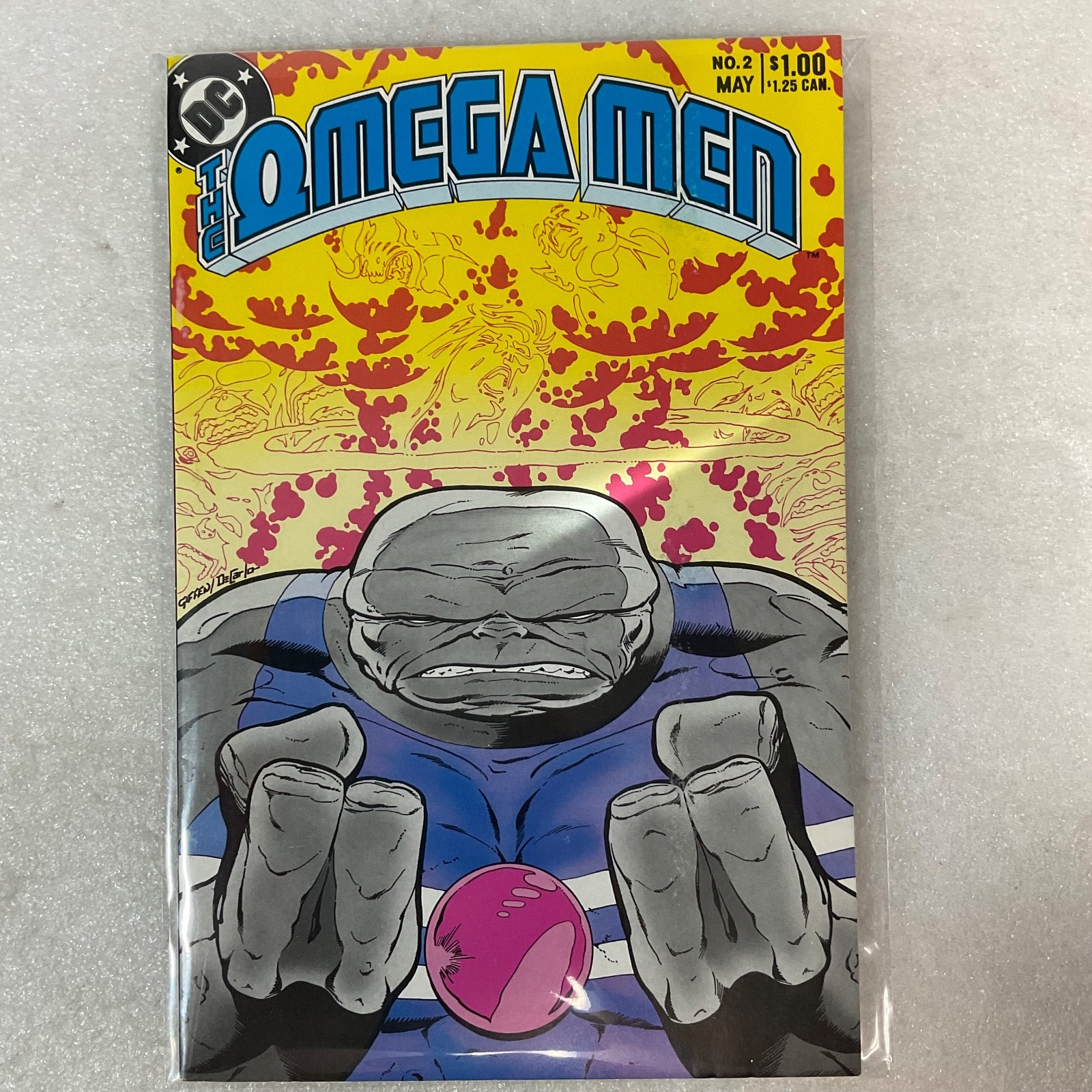 Omega Men #2 May 1983 DC Comic Book Action Sci-Fi Superhero Issue - Image 13