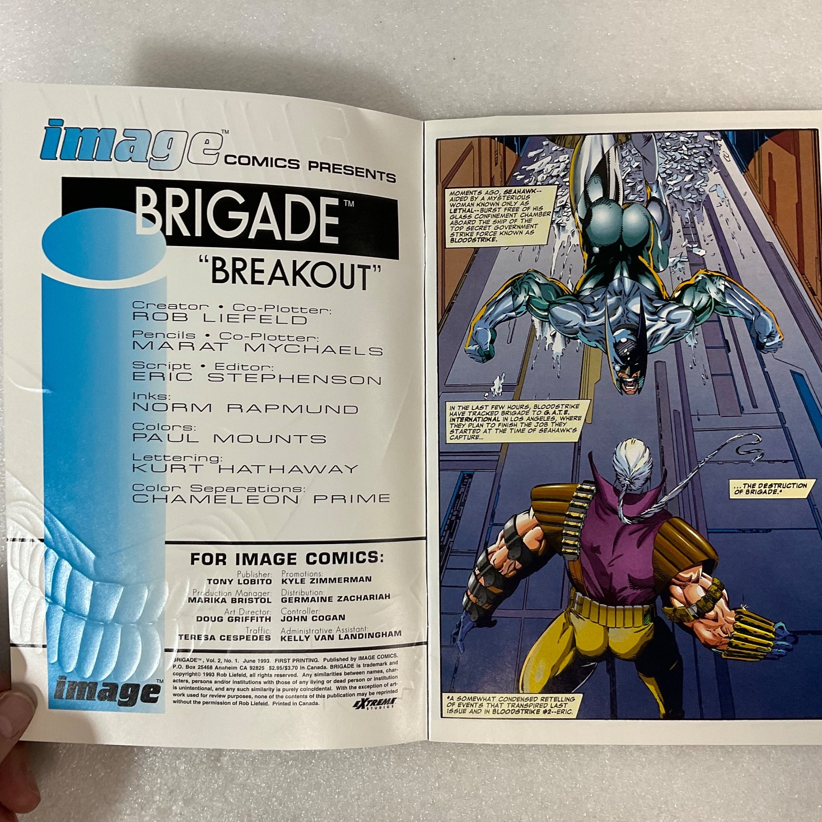 Pre-owned comic with typical light signs of handling; overall clean and well-pre - Image 3