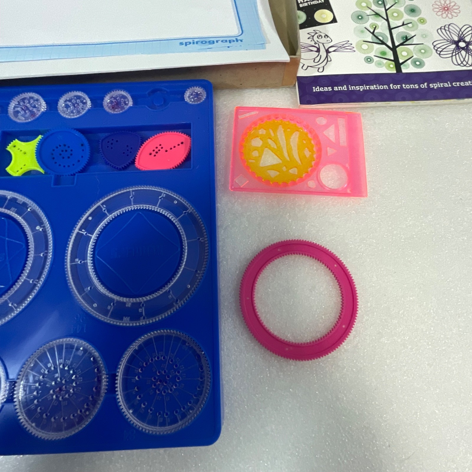 Kenner’s Spirograph No 401 Drawing Set w Box Incomplete - Image 4