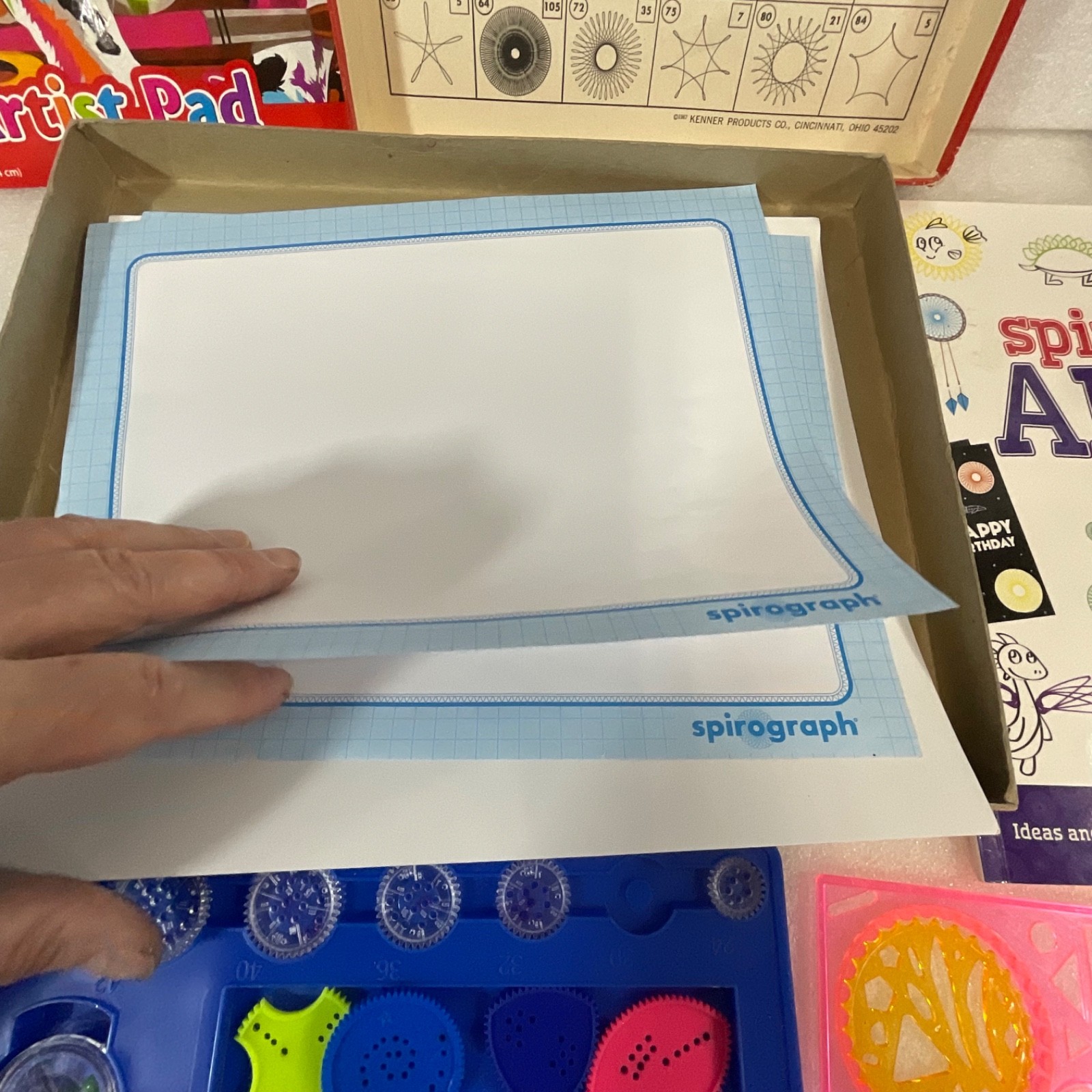 Kenner’s Spirograph No 401 Drawing Set w Box Incomplete - Image 8