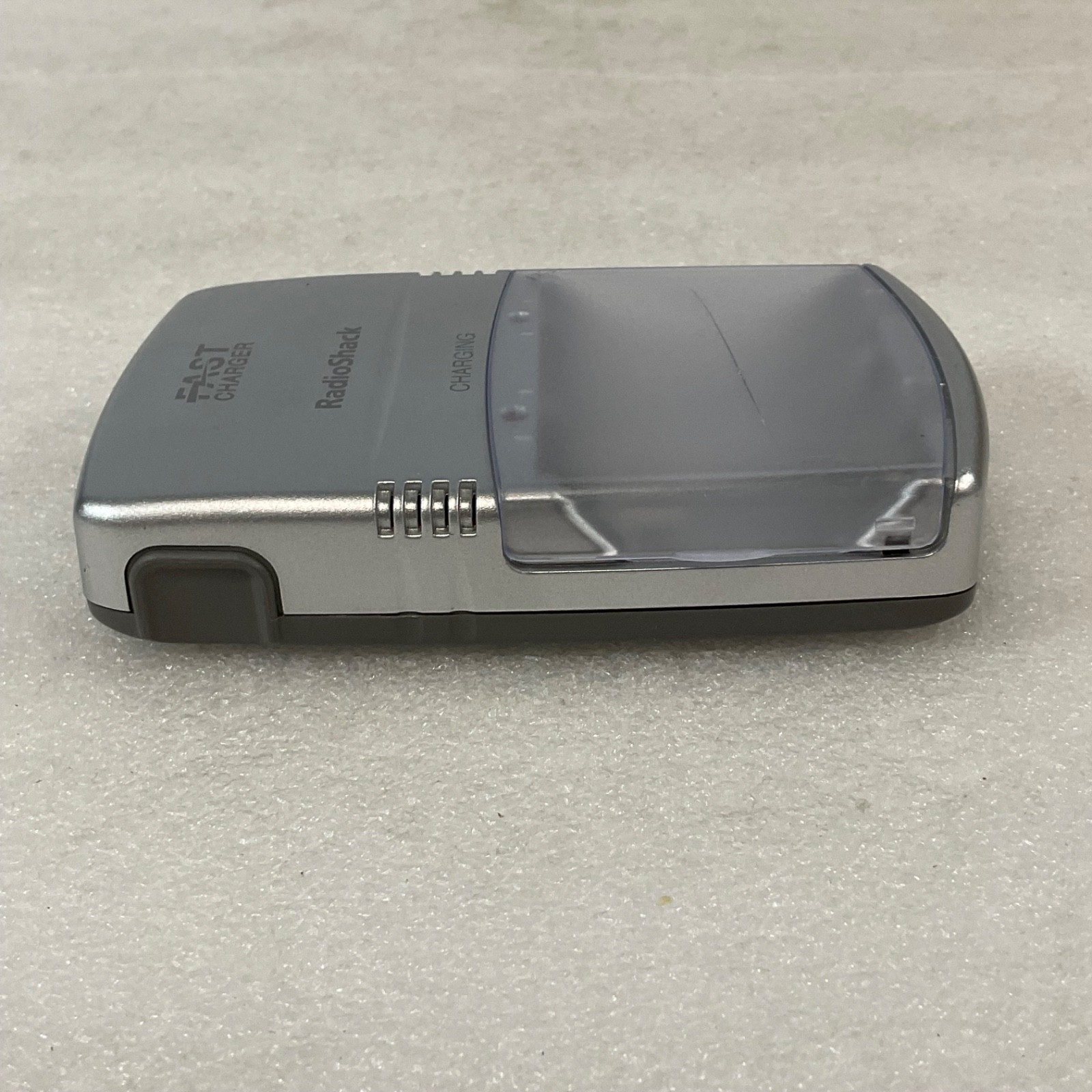 RadioShack Fast Charger AA Ni-Cd Ni-MH Cat 23-043 Fold Plug - Image 3