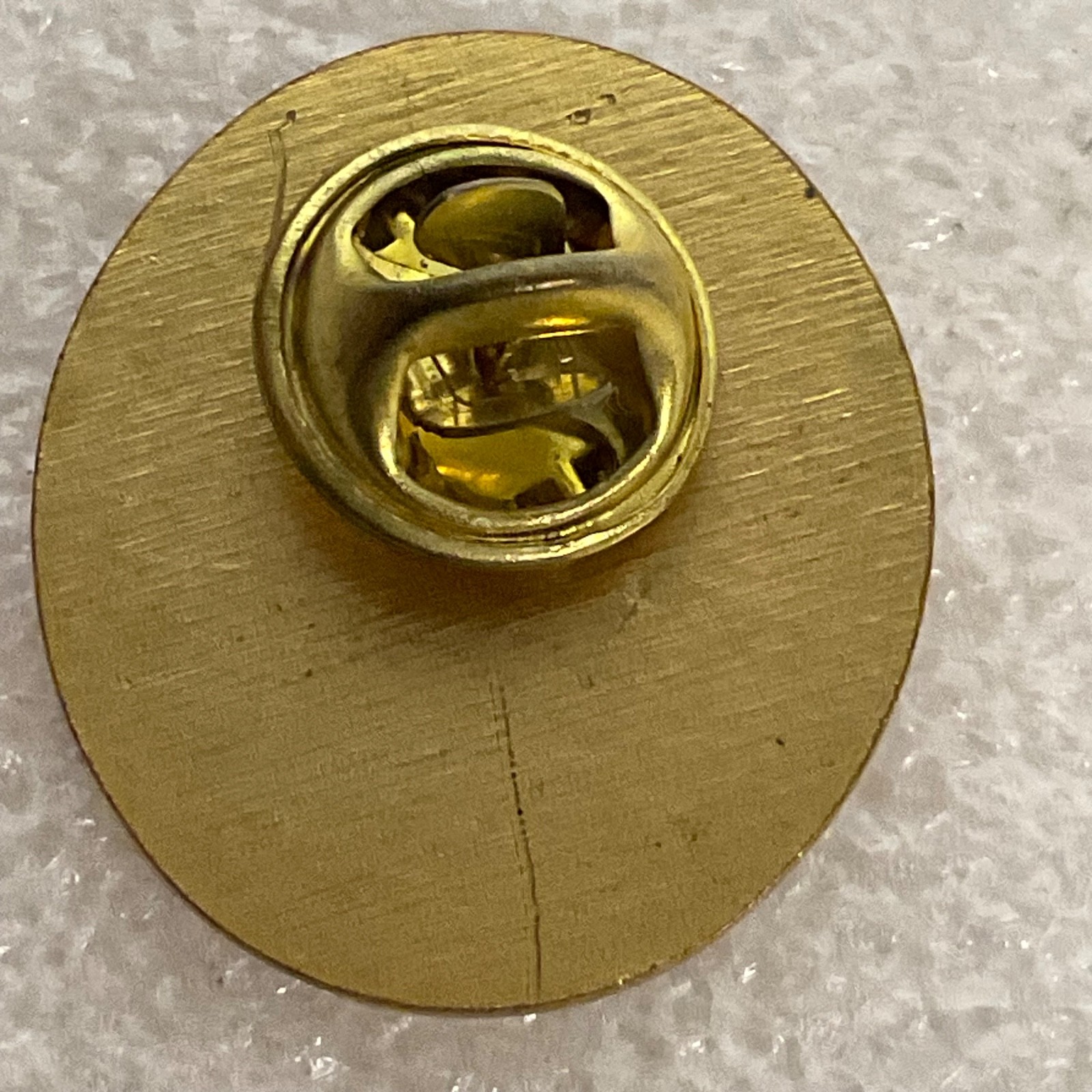 Vintage 4-H Quill Pen Writing Award Pin Gold Tone Green Clover 1in 5.86g - Image 2