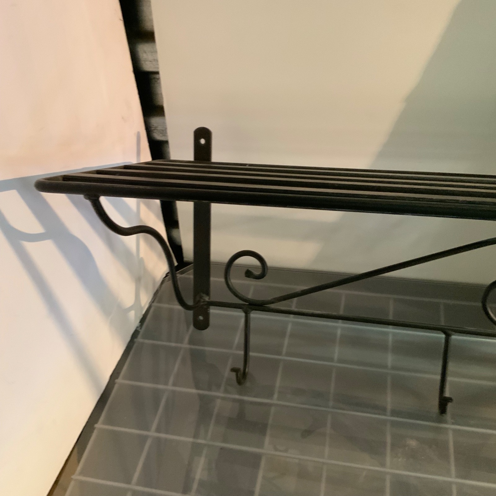 Black Metal Wall Mount Shelf Coat Rack 5 Hooks Scrollwork 31 in - Image 4