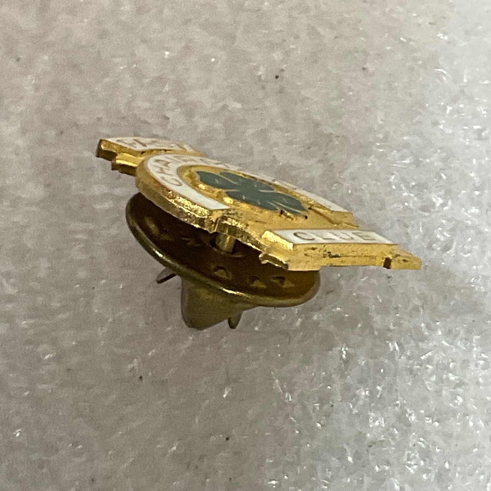Vintage 4-H Past Chairman Club Pin Gold Tone Enamel Clover 0.75in Made in USA - Image 7