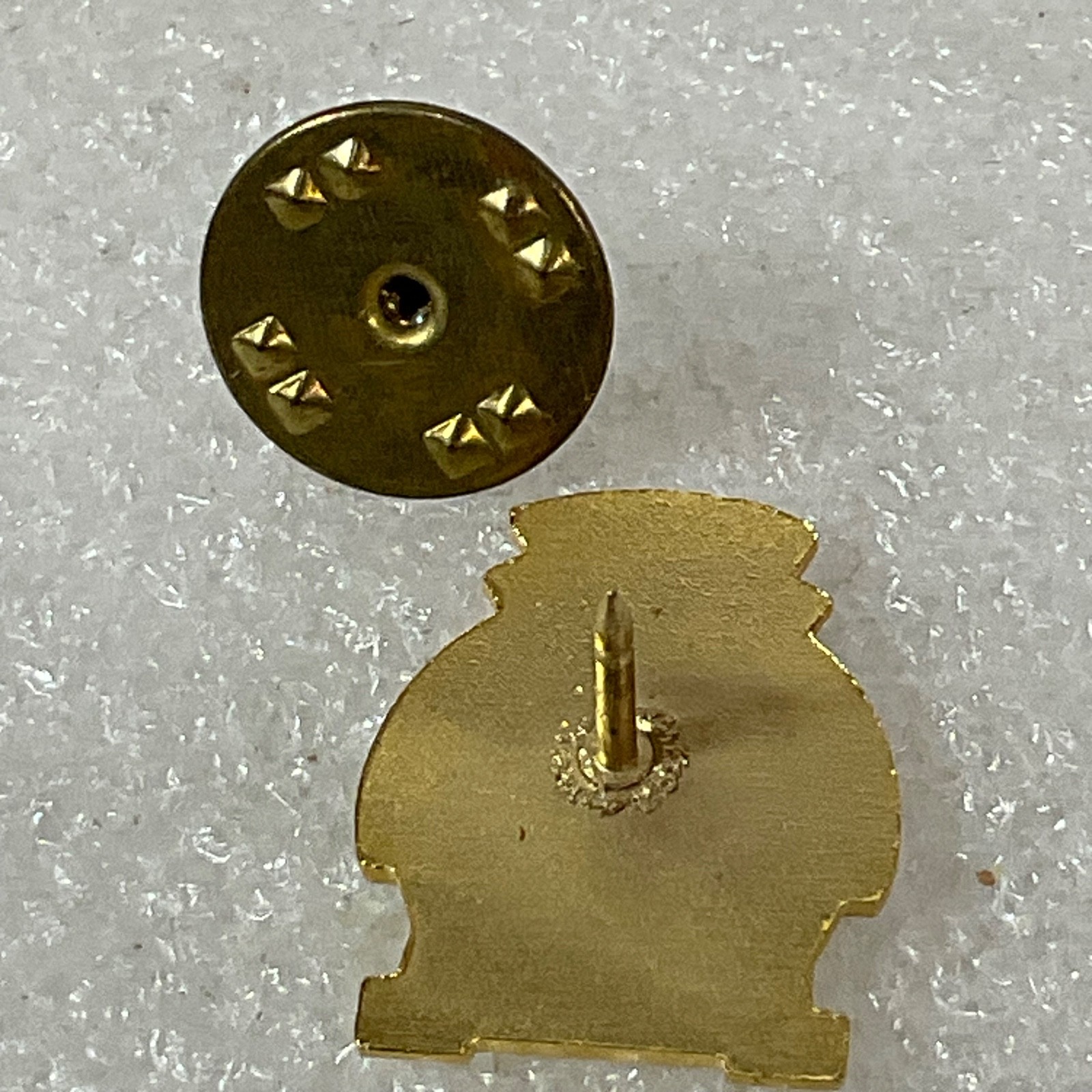 Vintage 4-H Past Officer Club Pin Gold Tone Clover Emblem Leadership Award - Image 2