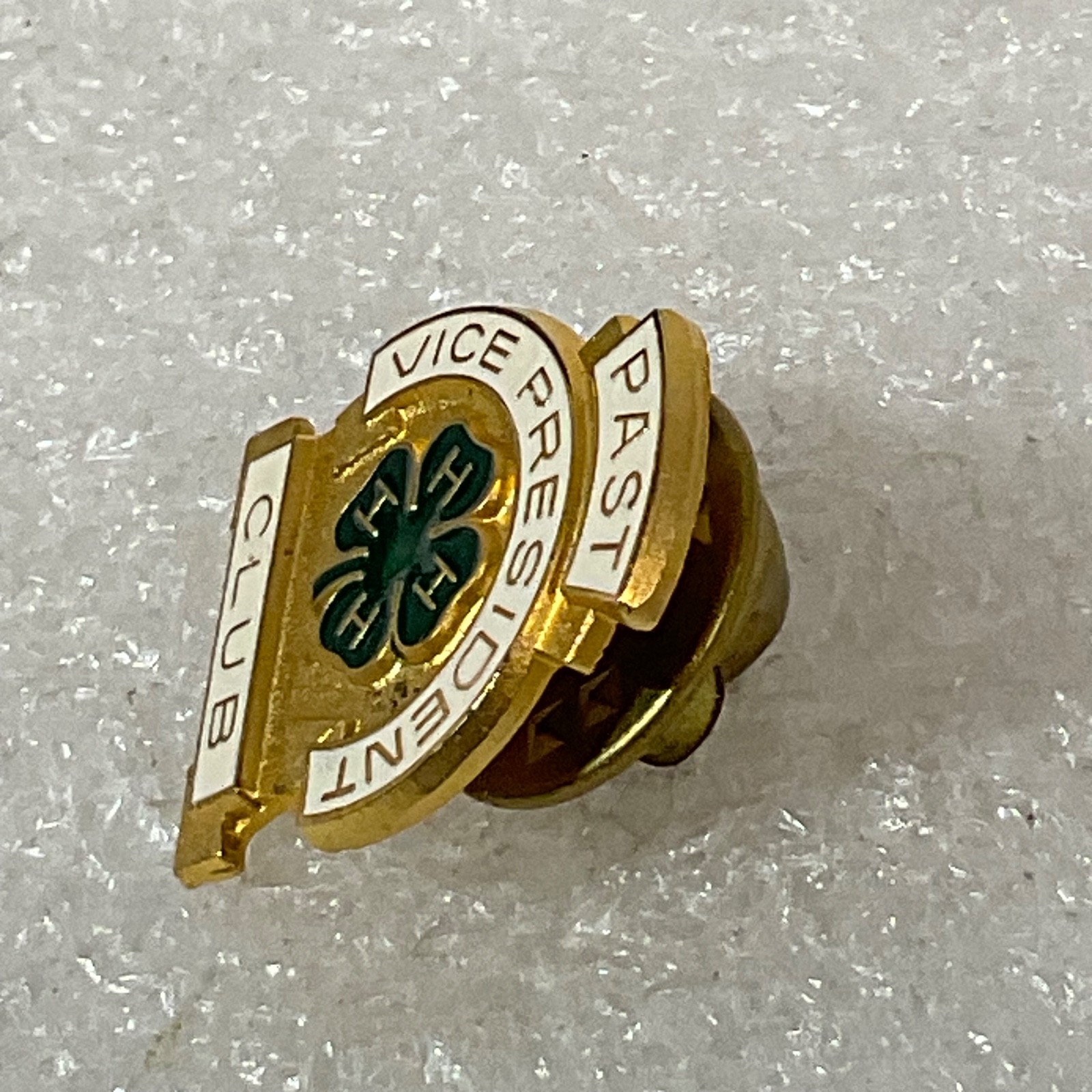 Vintage 4-H Past Vice President Pin Gold Tone Green Clover Club Award 0.75in - Image 5