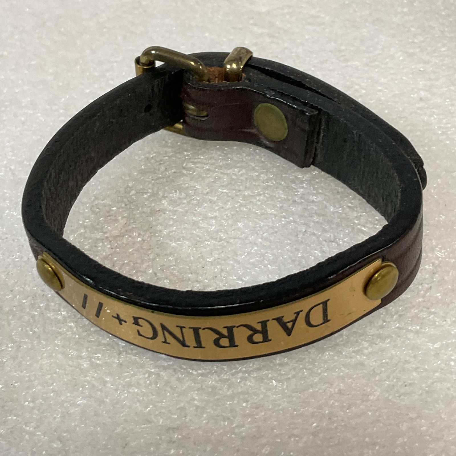 Tory Darring+ Leather Bracelet 6.5in Brown Brass Plate Buckle Closure Unisex - Image 4