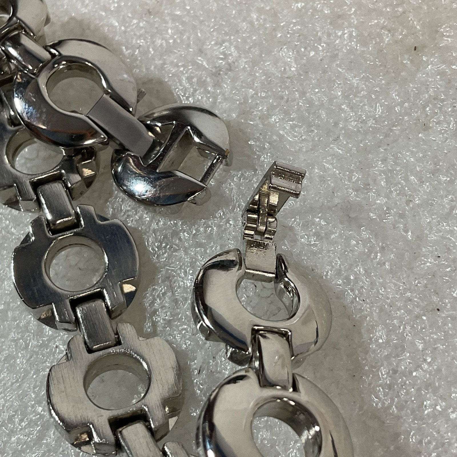 7in Silver Tone Circle Link Bracelet 36.68g Modern Geometric Design Jewelry - Image 12